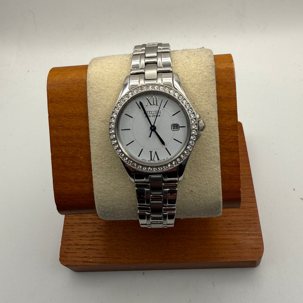 Citizen Eco-Drive Ladies Crystal Bezel Date WR Watch Silver Tone (Fully Tested and Working)- £40.00