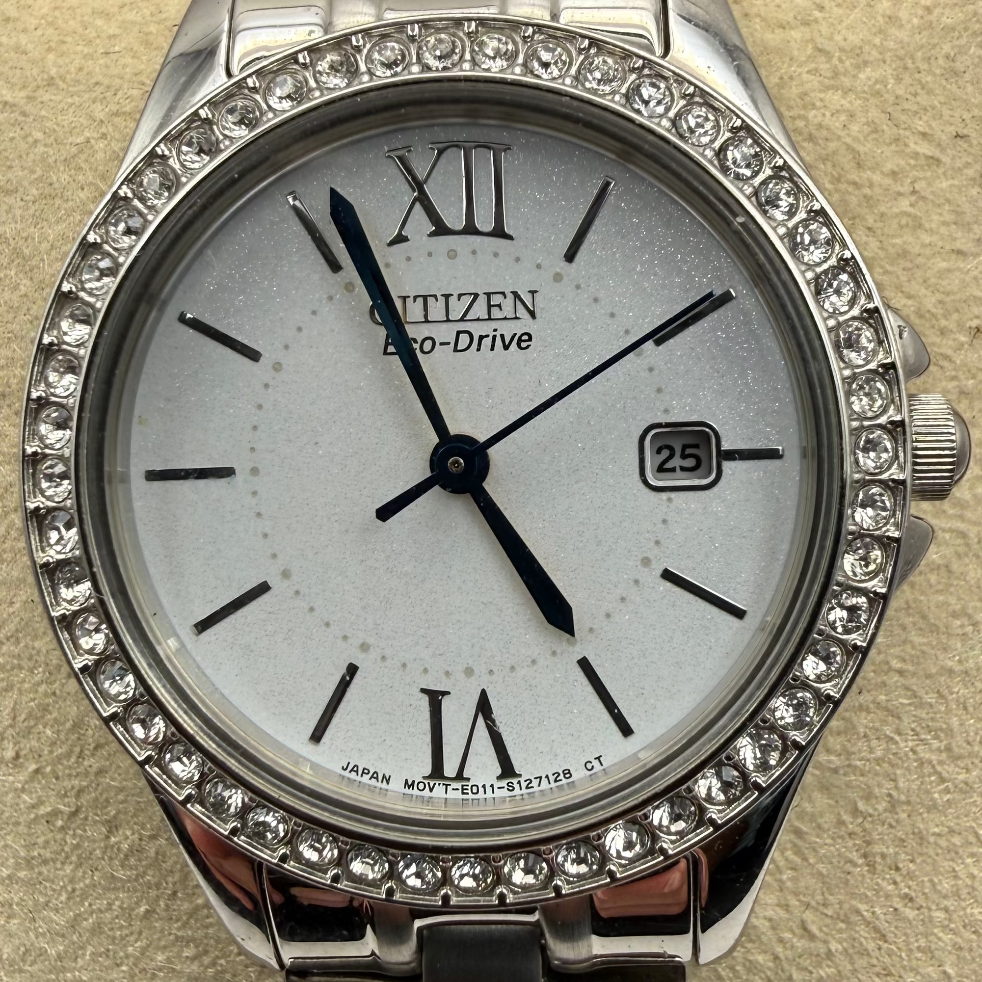Citizen Eco-Drive Ladies Crystal Bezel Date WR Watch Silver Tone (Fully Tested and Working)- £40.00