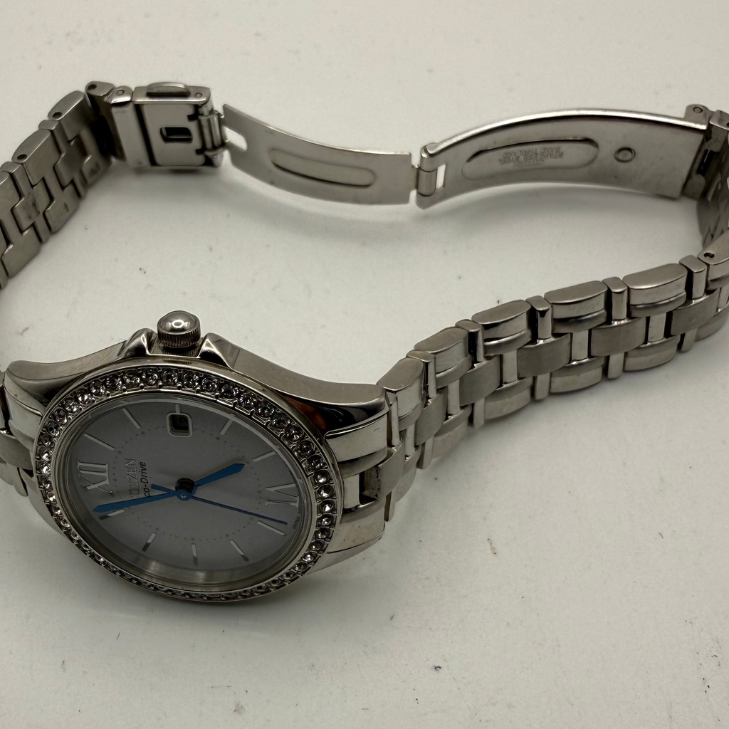 Citizen Eco-Drive Ladies Crystal Bezel Date WR Watch Silver Tone (Fully Tested and Working)- £40.00