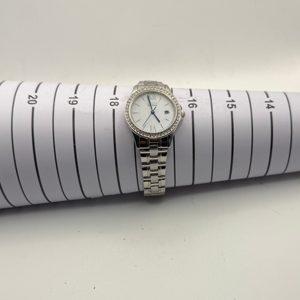 Citizen Eco-Drive Ladies Crystal Bezel Date WR Watch Silver Tone (Fully Tested and Working)- £40.00