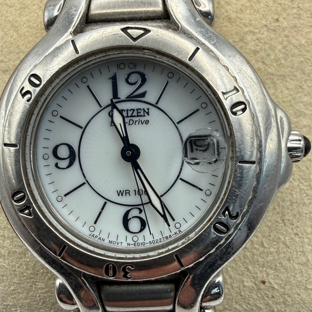 Citizen Eco-Drive Ladies WR100 Date Watch Silver Tone Bracelet (Fully Tested and Working)- £40.00