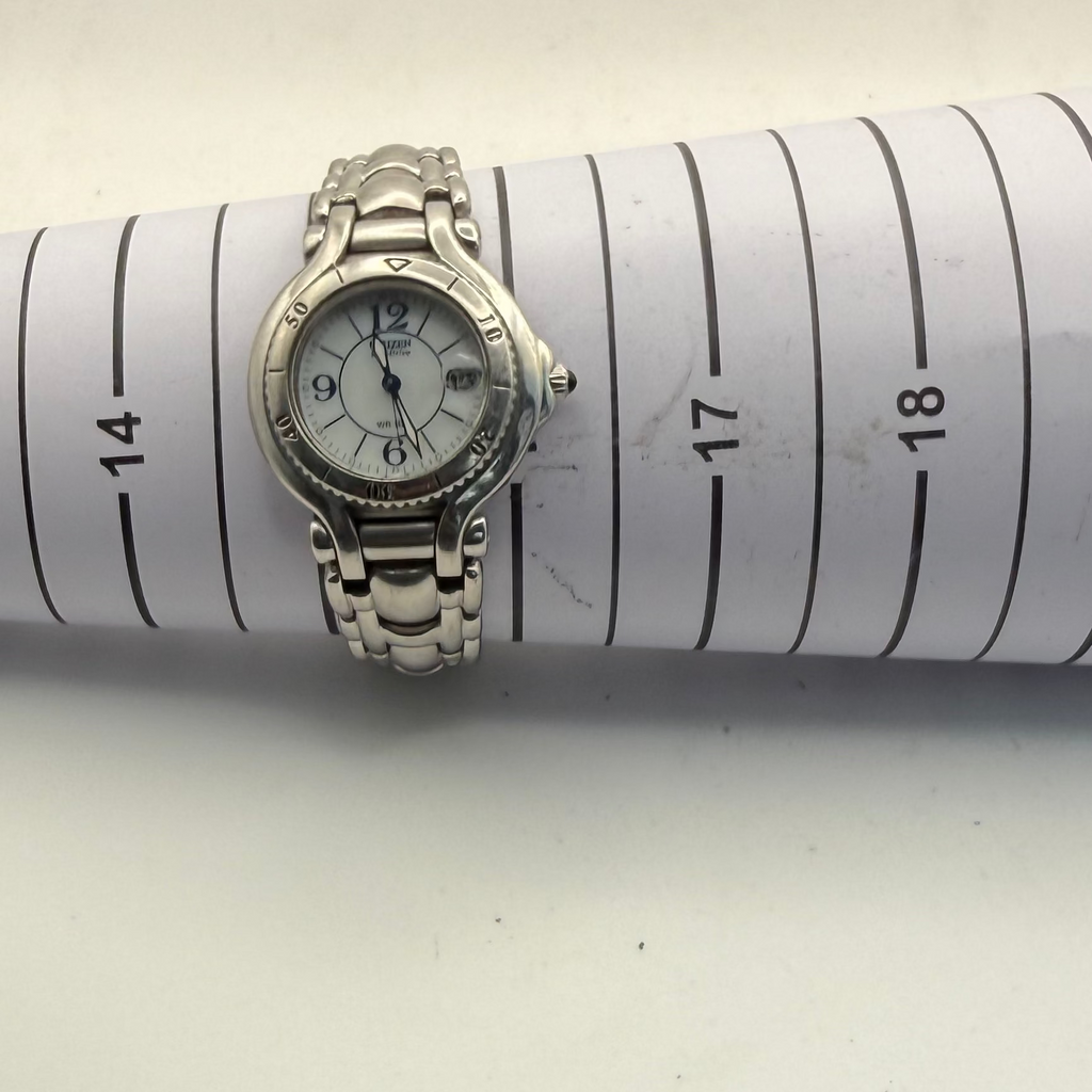 Citizen Eco-Drive Ladies WR100 Date Watch Silver Tone Bracelet (Fully Tested and Working)- £40.00