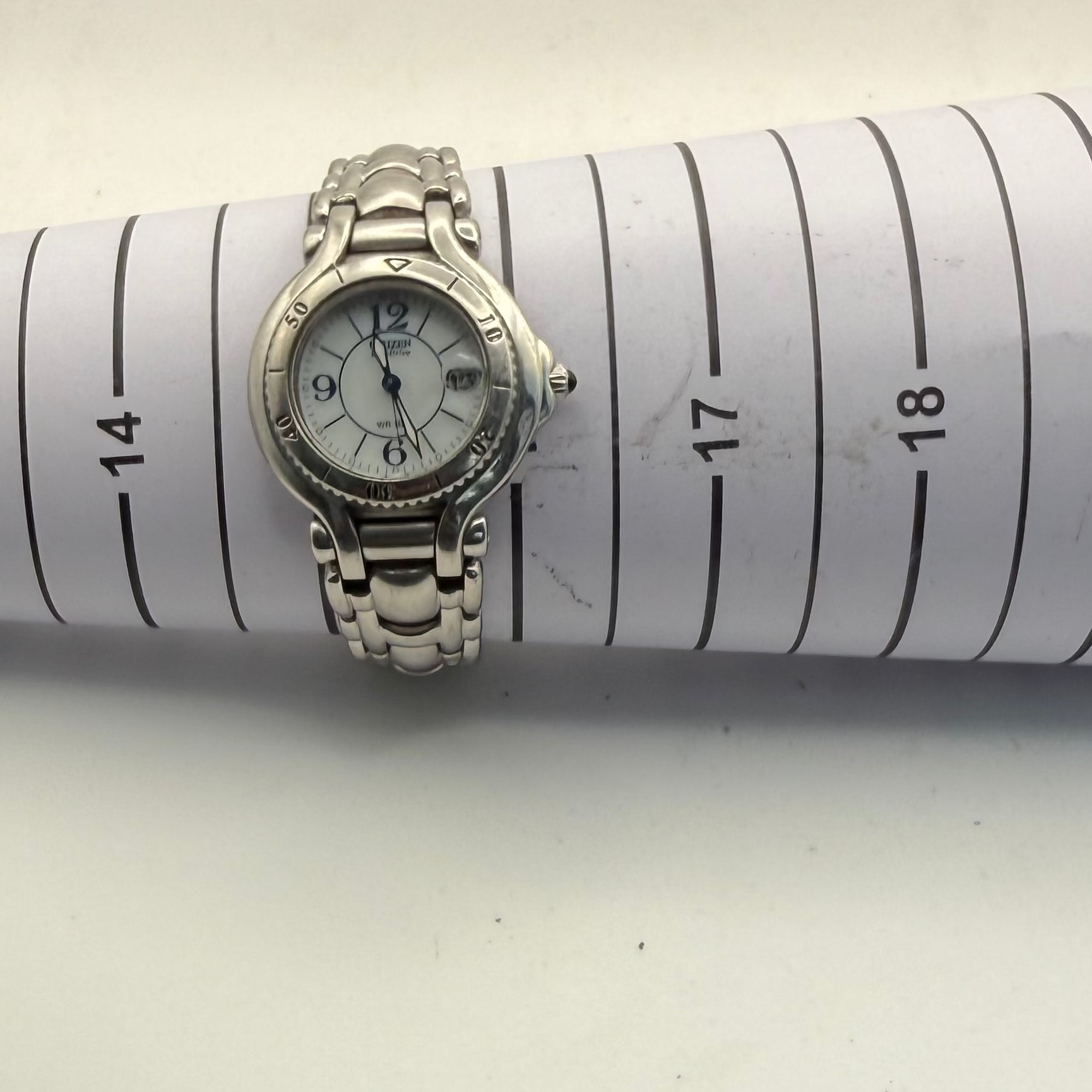 Citizen Eco-Drive Ladies WR100 Date Watch Silver Tone Bracelet (Fully Tested and Working)- £40.00