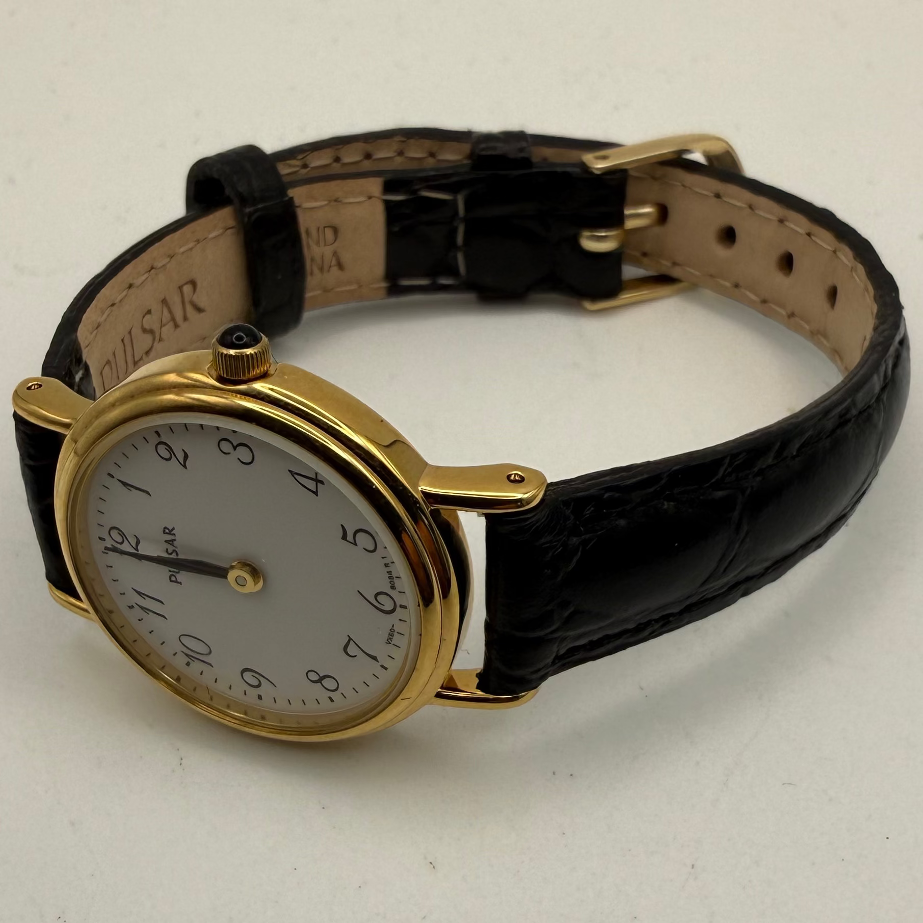 Pulsar Ladies Gold Tone Quartz Watch White Dial Black Leather Strap (Fully Tested and Working)- £25.00