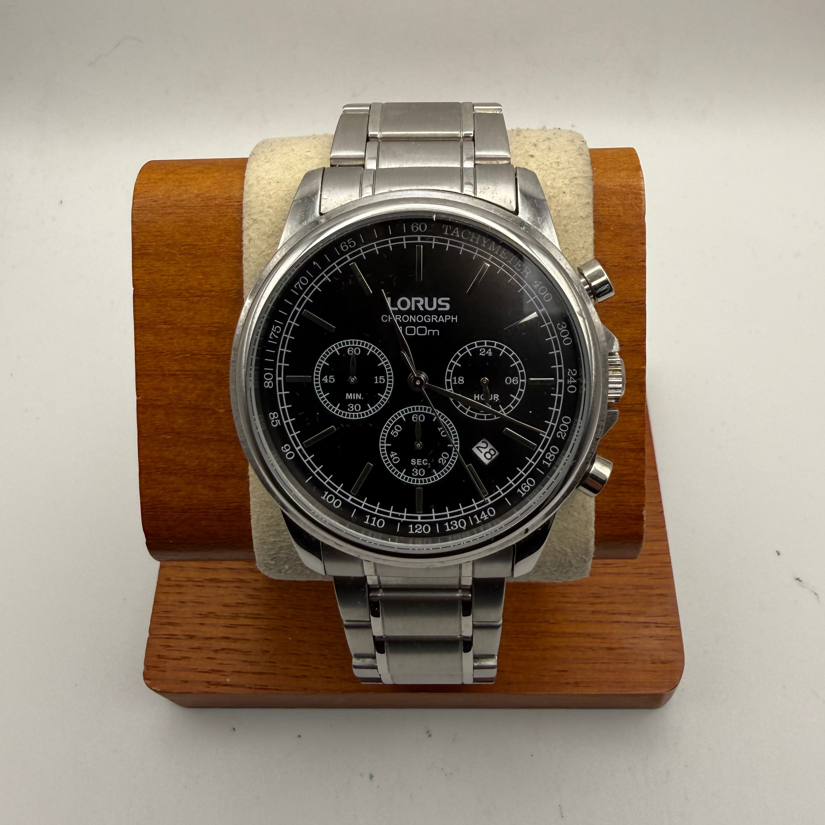 Lorus RM359CX-9 Chronograph 100m Men’s Watch | Full Set | 46mm Case | 20.5cm Bracelet- £70.00