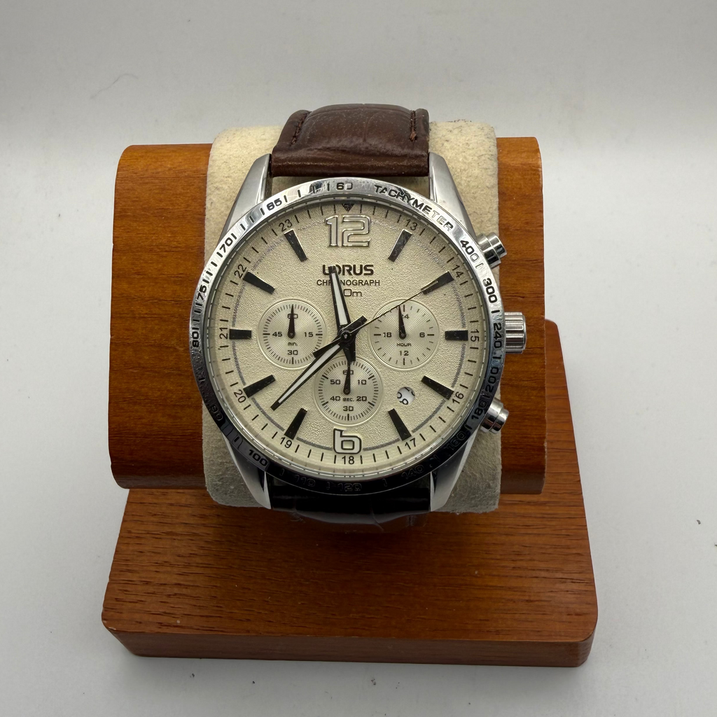 Lorus Chronograph 100m Men’s Watch | Cream Dial | 45mm Case | Leather Strap | Full Set- £70.00