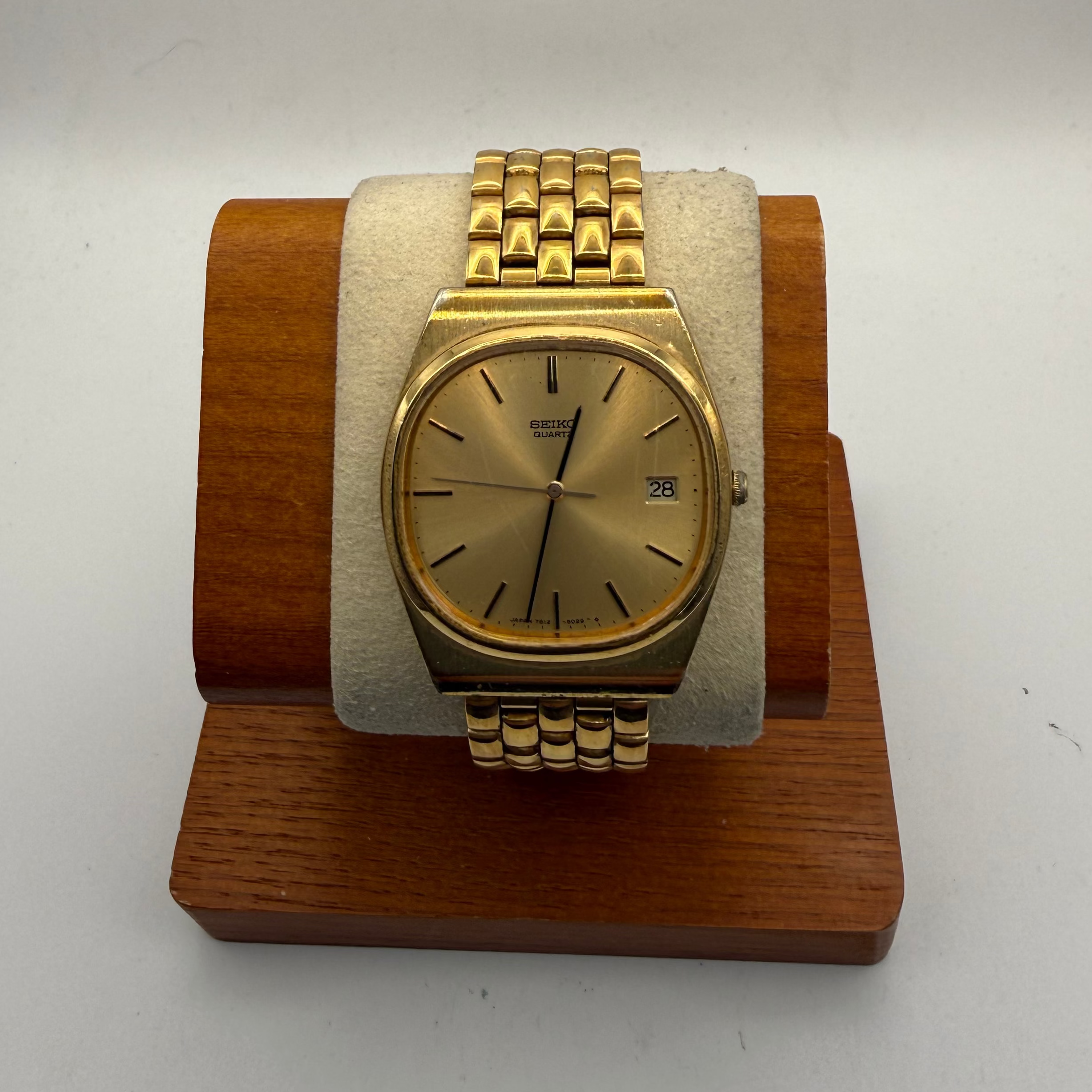 Seiko Quartz Gold Tone Vintage Dress Watch Date | Fully Tested & Working- £40.00