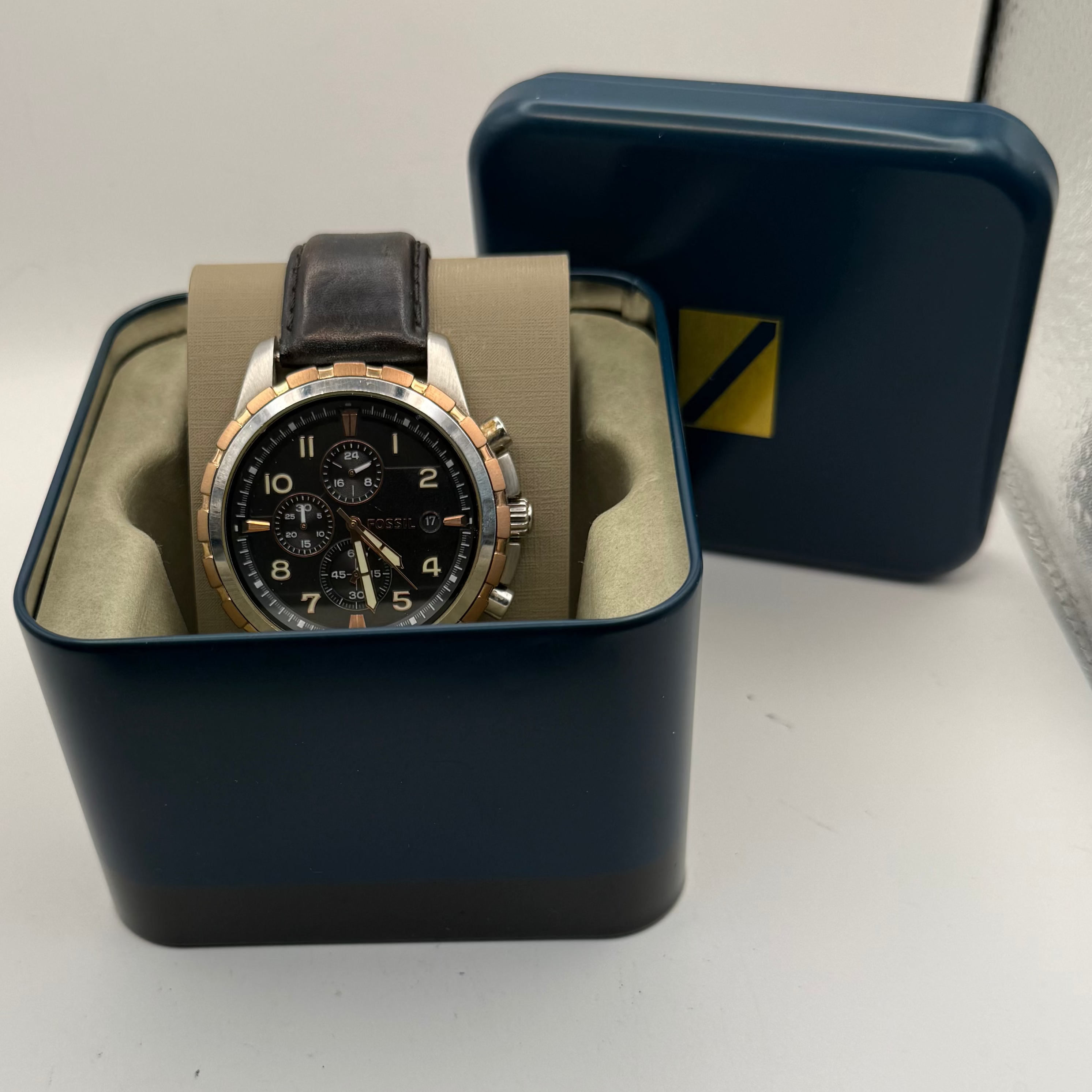 Fossil Chronograph Leather Strap Watch 48.5mm Black Dial Two-Tone – Pre Loved- £70.00
