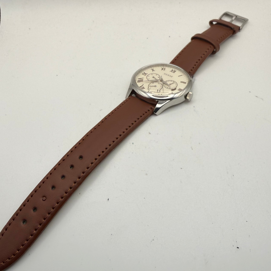 GUESS Classic Multi-Dial Watch – 42mm – New Leather Strap – Pre-Loved- £70.00