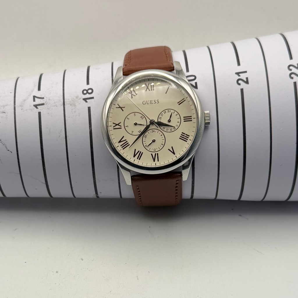GUESS Classic Multi-Dial Watch – 42mm – New Leather Strap – Pre-Loved- £70.00