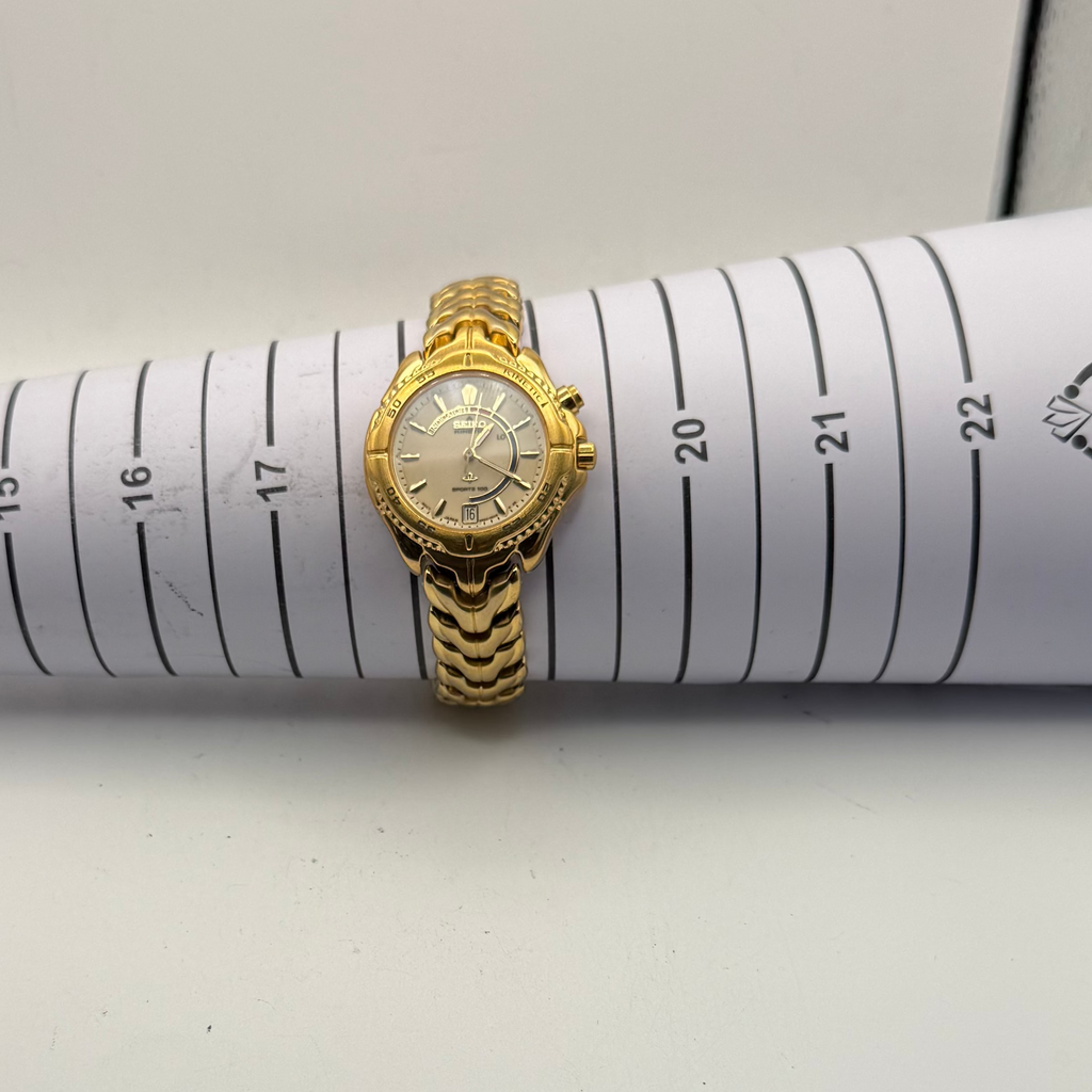 Seiko Kinetic Sports 100 3M22-0B90 Gold Tone Bracelet Watch- £180.00