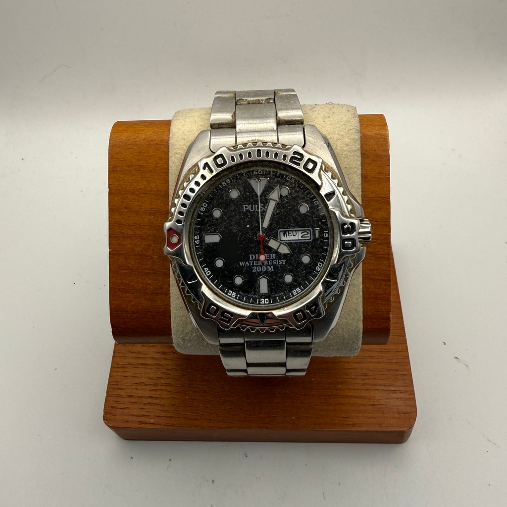 Pulsar Diver V736-6B90 200M Day-Date Quartz Watch – 42.5mm – Boxed- £70.00