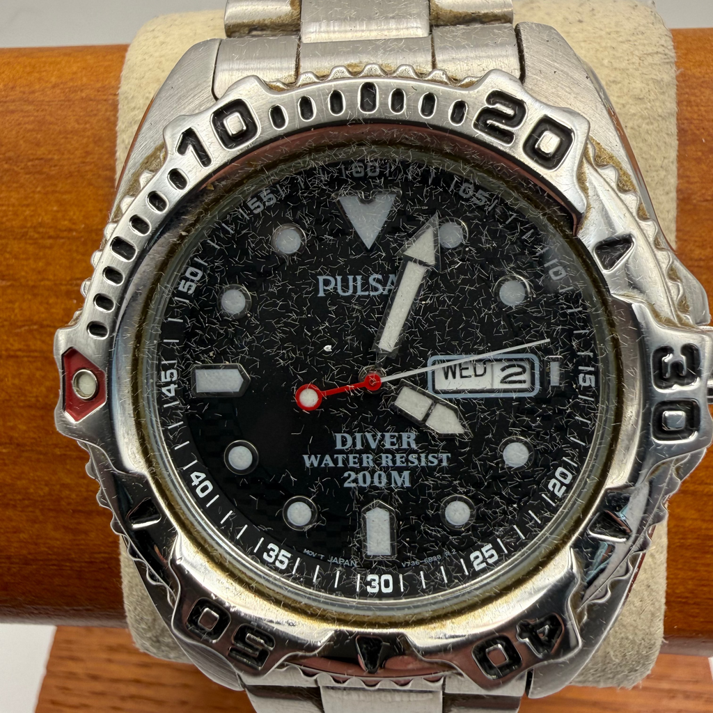 Pulsar Diver V736-6B90 200M Day-Date Quartz Watch – 42.5mm – Boxed- £70.00
