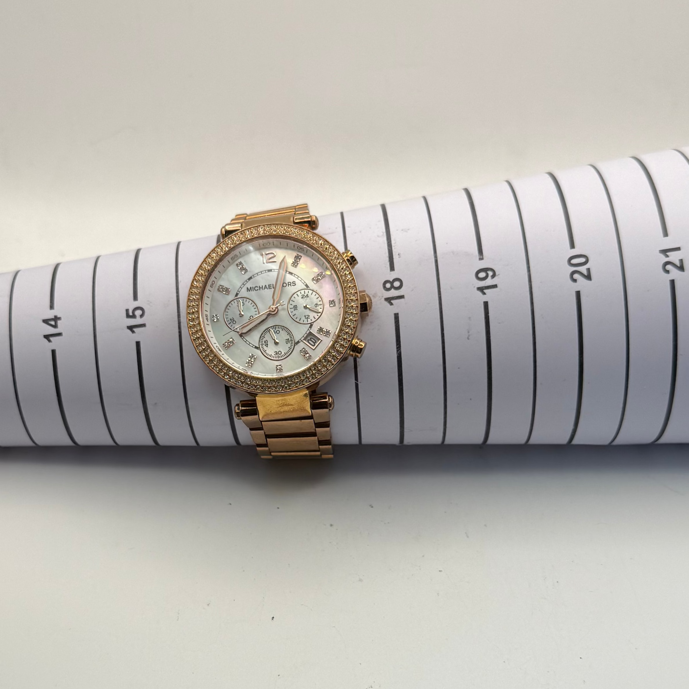 Michael Kors MK5491 Rose Gold Chronograph Crystal Bezel Watch Bracelet (Fully Tested and Working)- £40.00