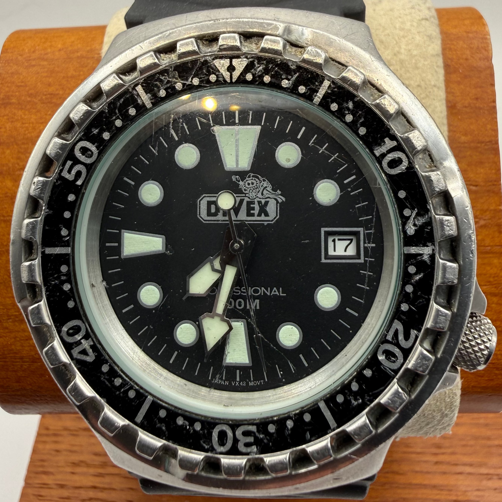 Divex Professional 200M Diver Watch- £70.00
