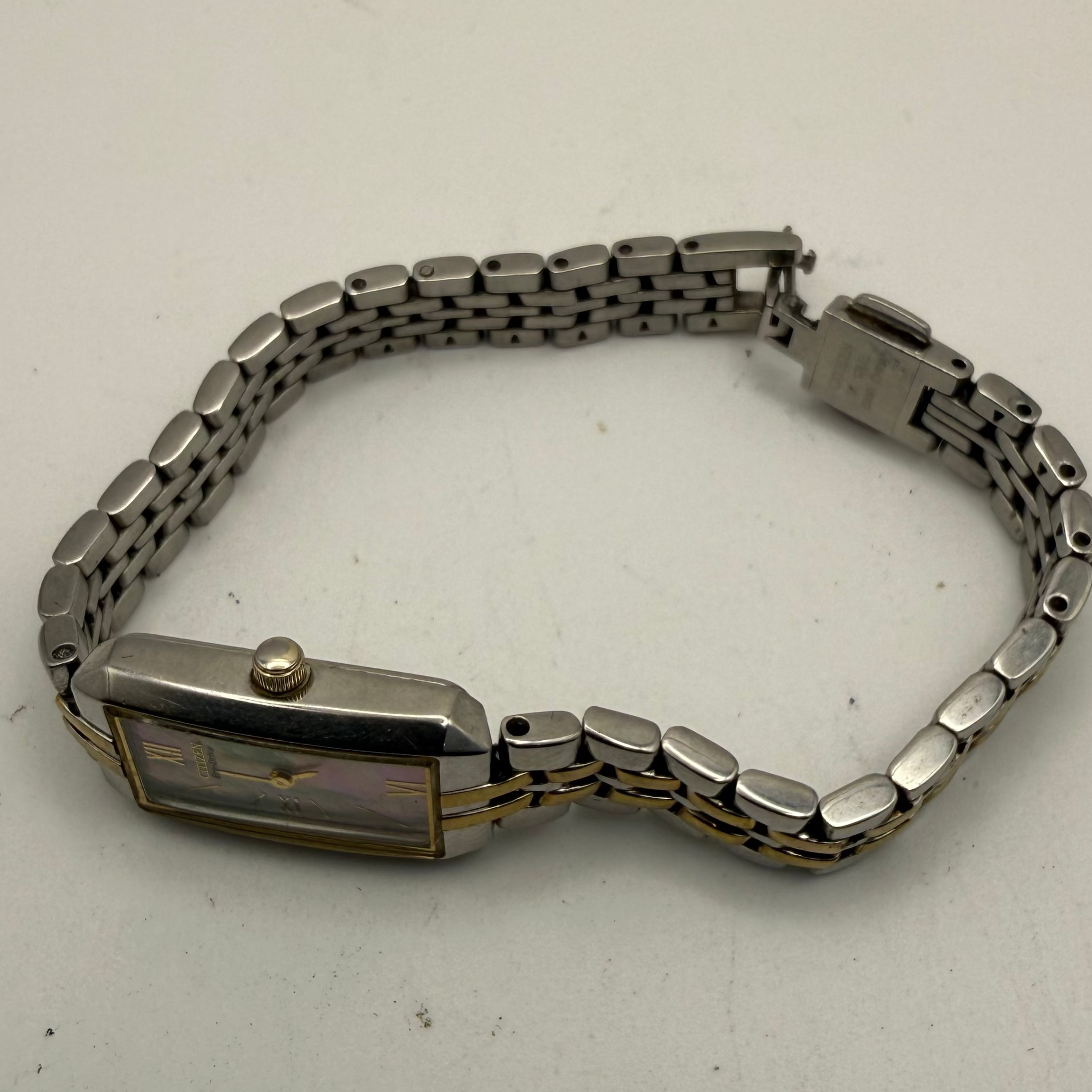 Citizen Eco-Drive Ladies Gold Tone Diamond Style Bracelet Watch 15mm 16.5cm FULLY TESTED AND WORKING- £40.00
