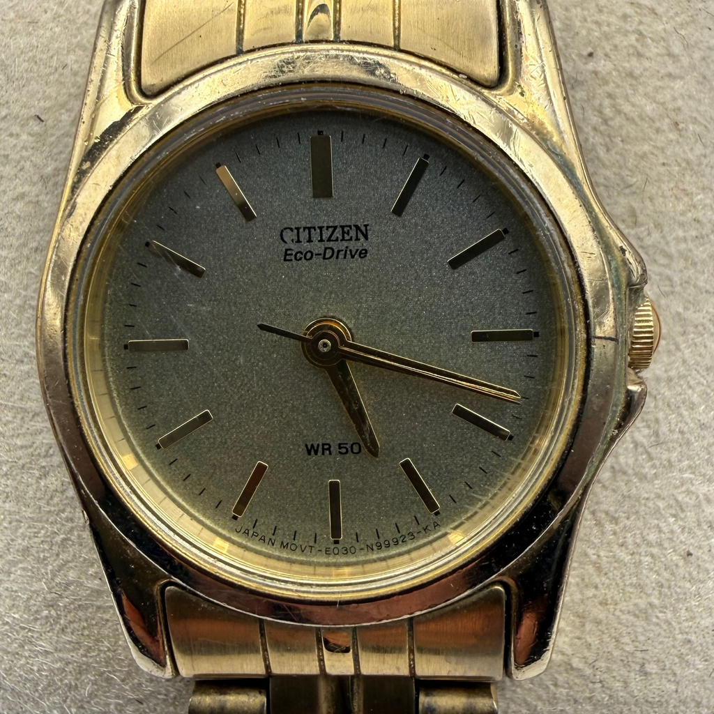 Citizen Eco-Drive Ladies Gold Tone Bracelet Watch 27mm 16cm FULLY TESTED AND WORKING- £40.00