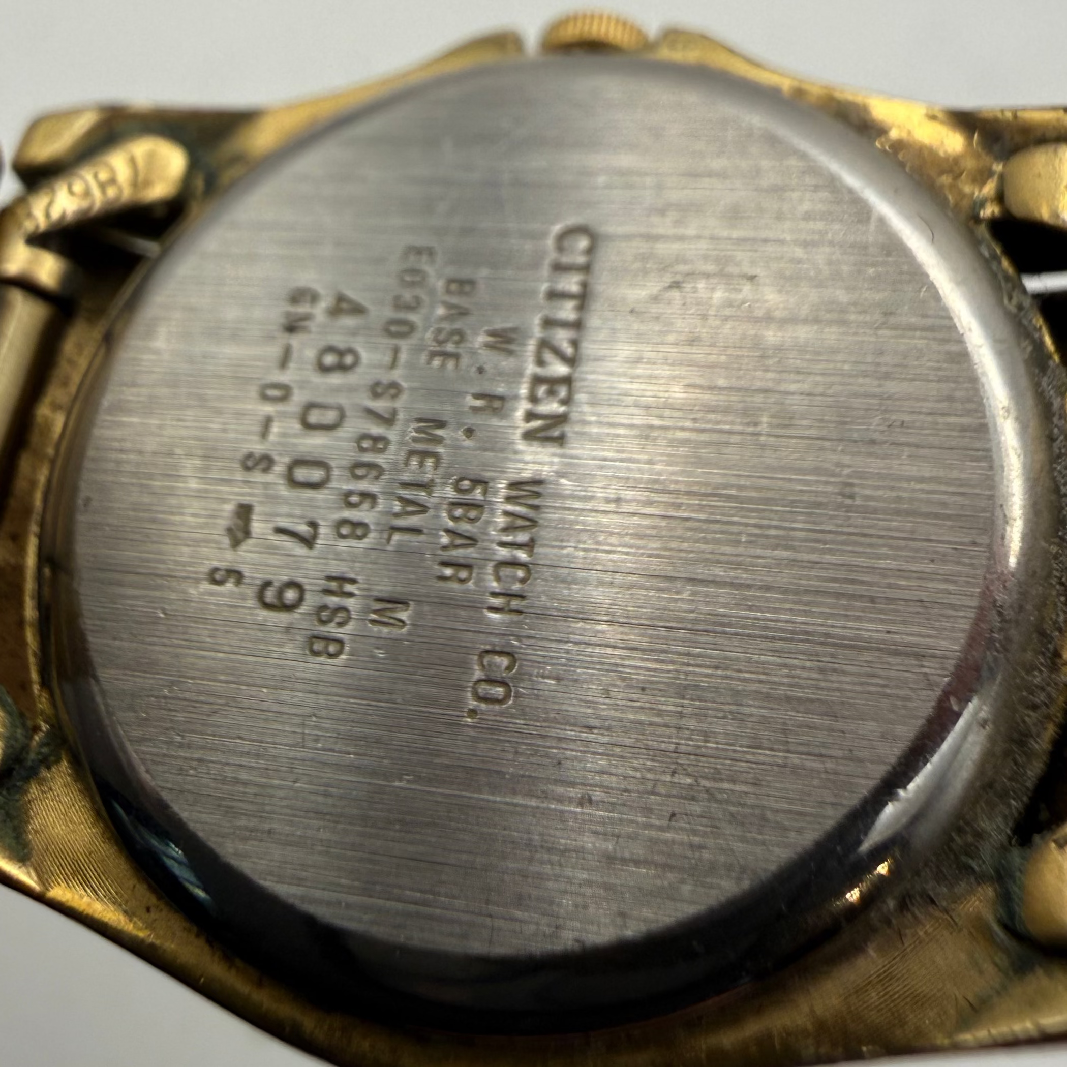 Citizen Eco-Drive Ladies Gold Tone Bracelet Watch 27mm 16cm FULLY TESTED AND WORKING- £40.00