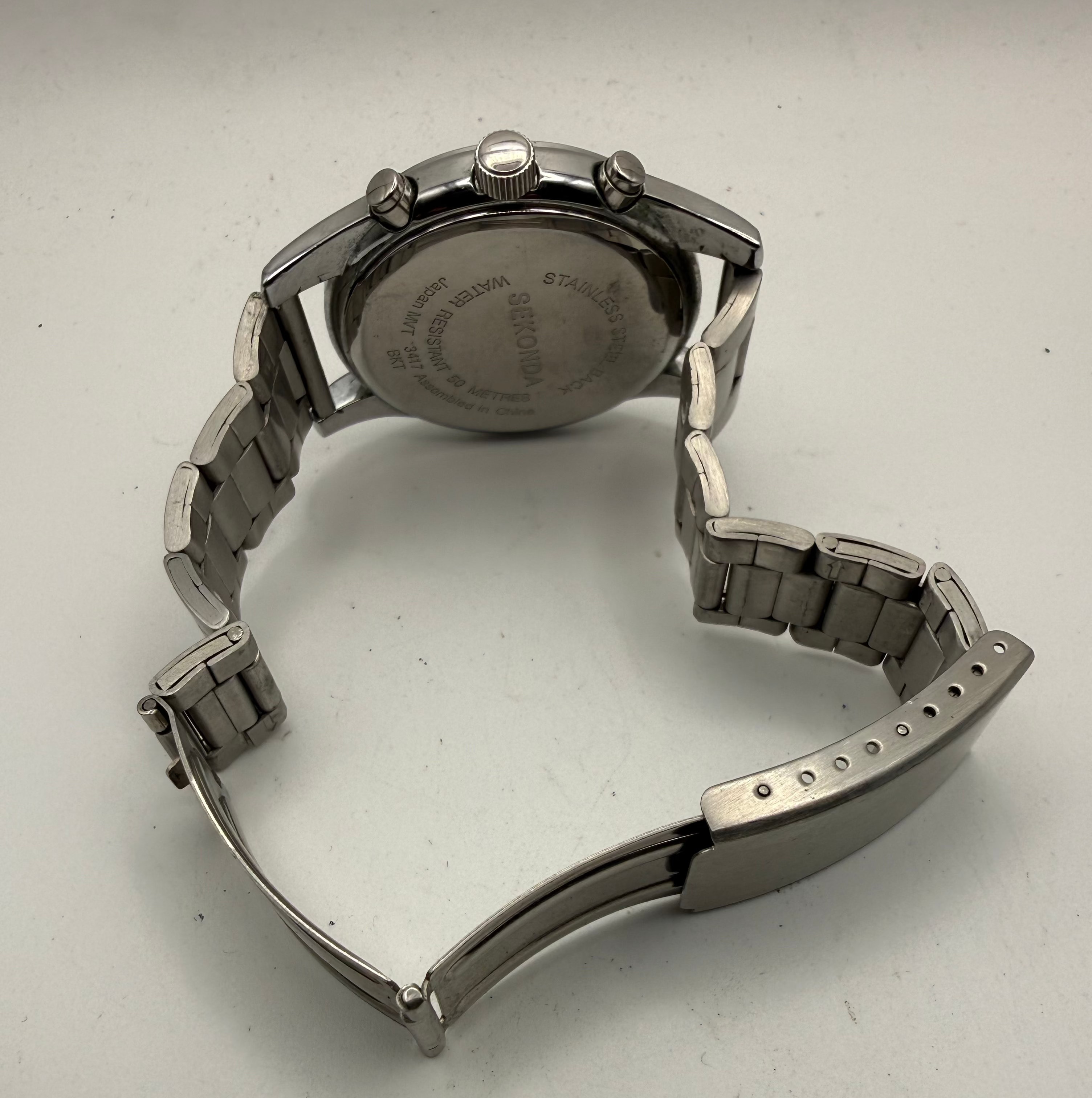 Sekonda Chronograph Silver Dial Date Watch 44mm – FULLY TESTED AND WORKING- £40.00