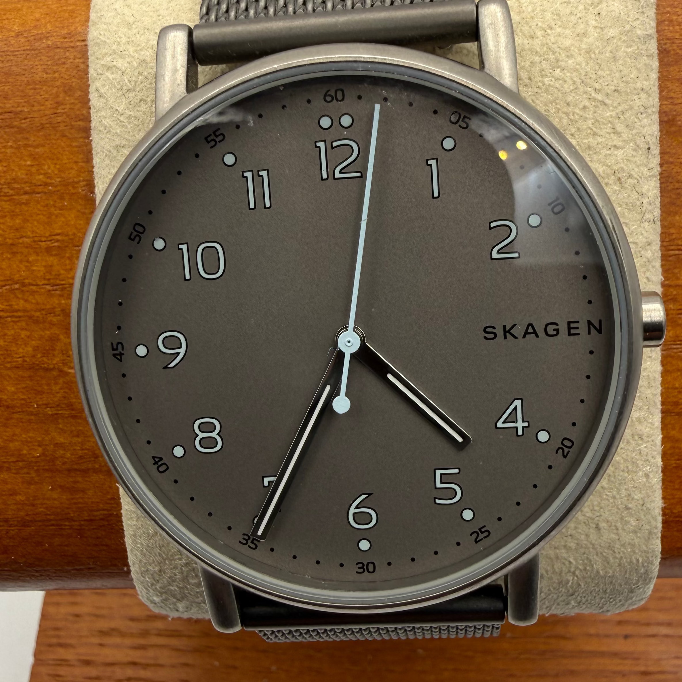 Skagen Signatur Titanium SKW6354 Grey Dial Mesh Watch 41.5mm – FULLY TESTED- £60.00
