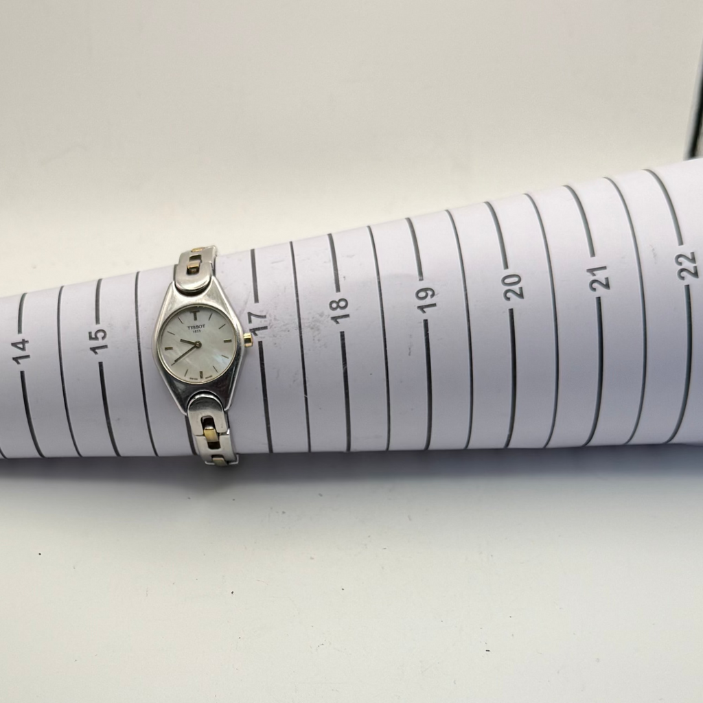 Tissot 1853 Ladies Mother Of Pearl Dial Bracelet Watch 25mm FULLY TESTED AND WORKING- £130.00