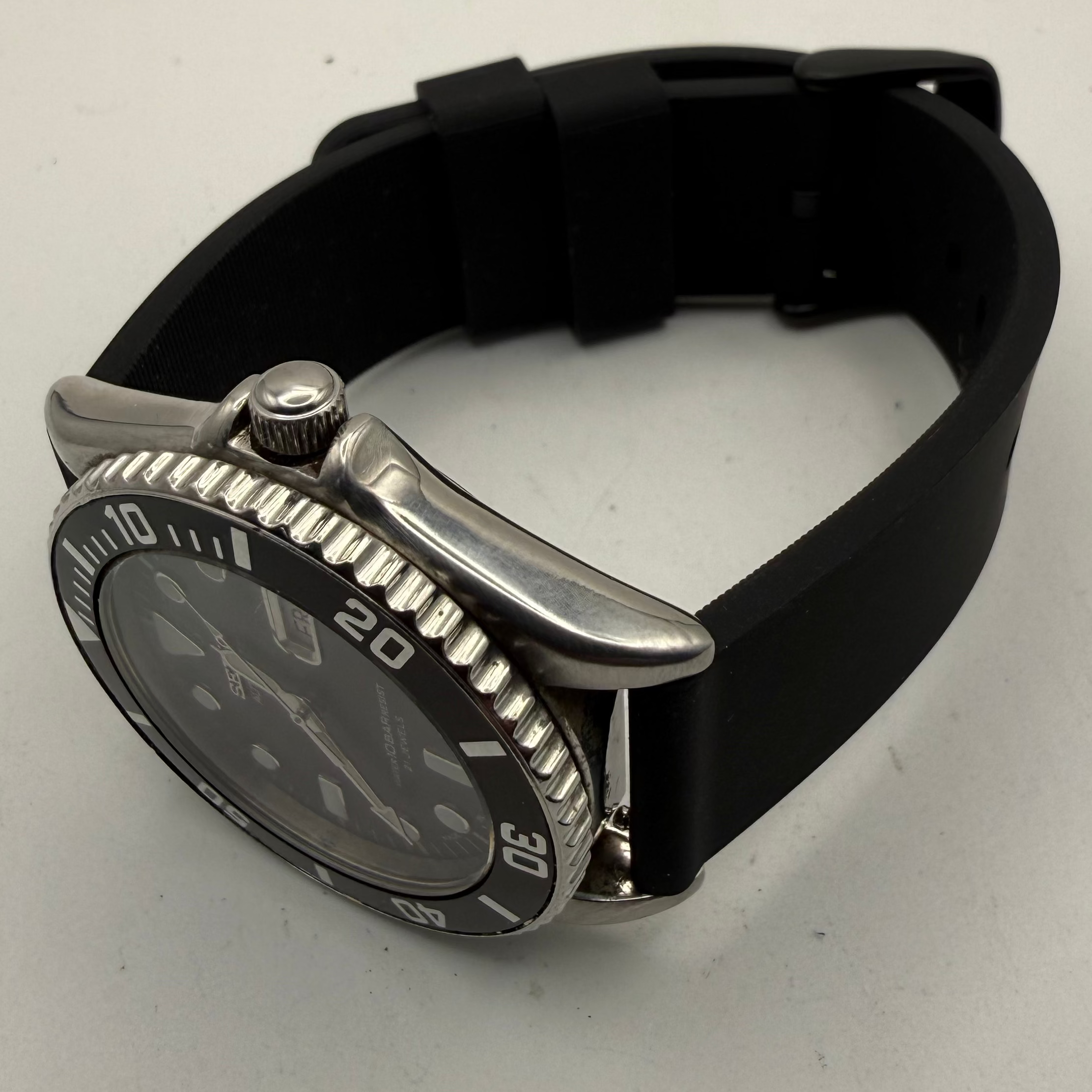 Seiko Automatic Diver Style 21 Jewels Day Date Mens Watch 7526-0050 – August 1997- £200.00
