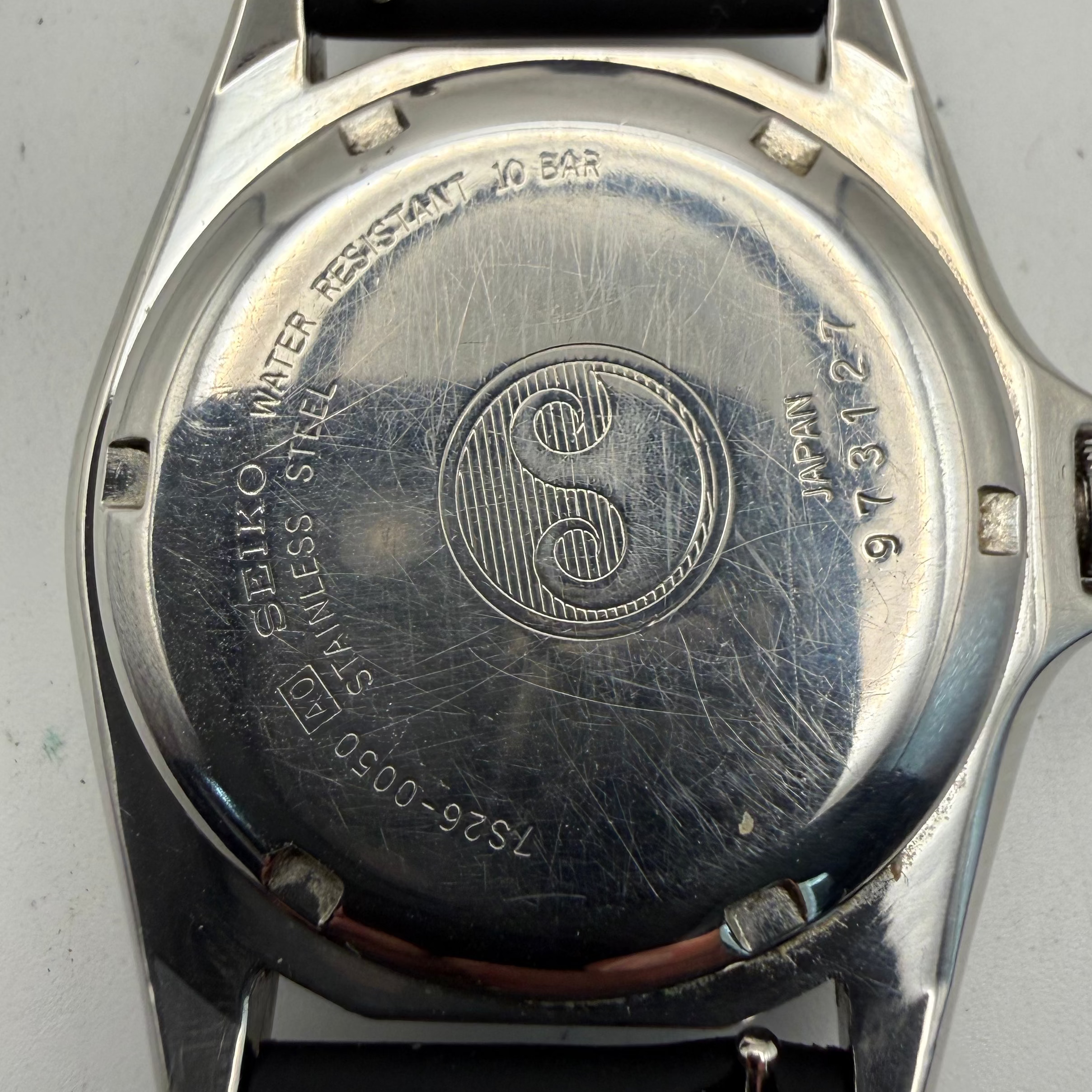 Seiko Automatic Diver Style 21 Jewels Day Date Mens Watch 7526-0050 – August 1997- £200.00