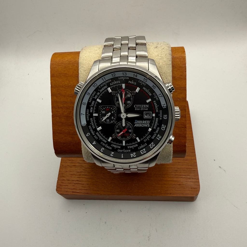 Citizen Eco-Drive Royal Air Force Red Arrows World Time Chronograph WR100 Full Set- £300.00