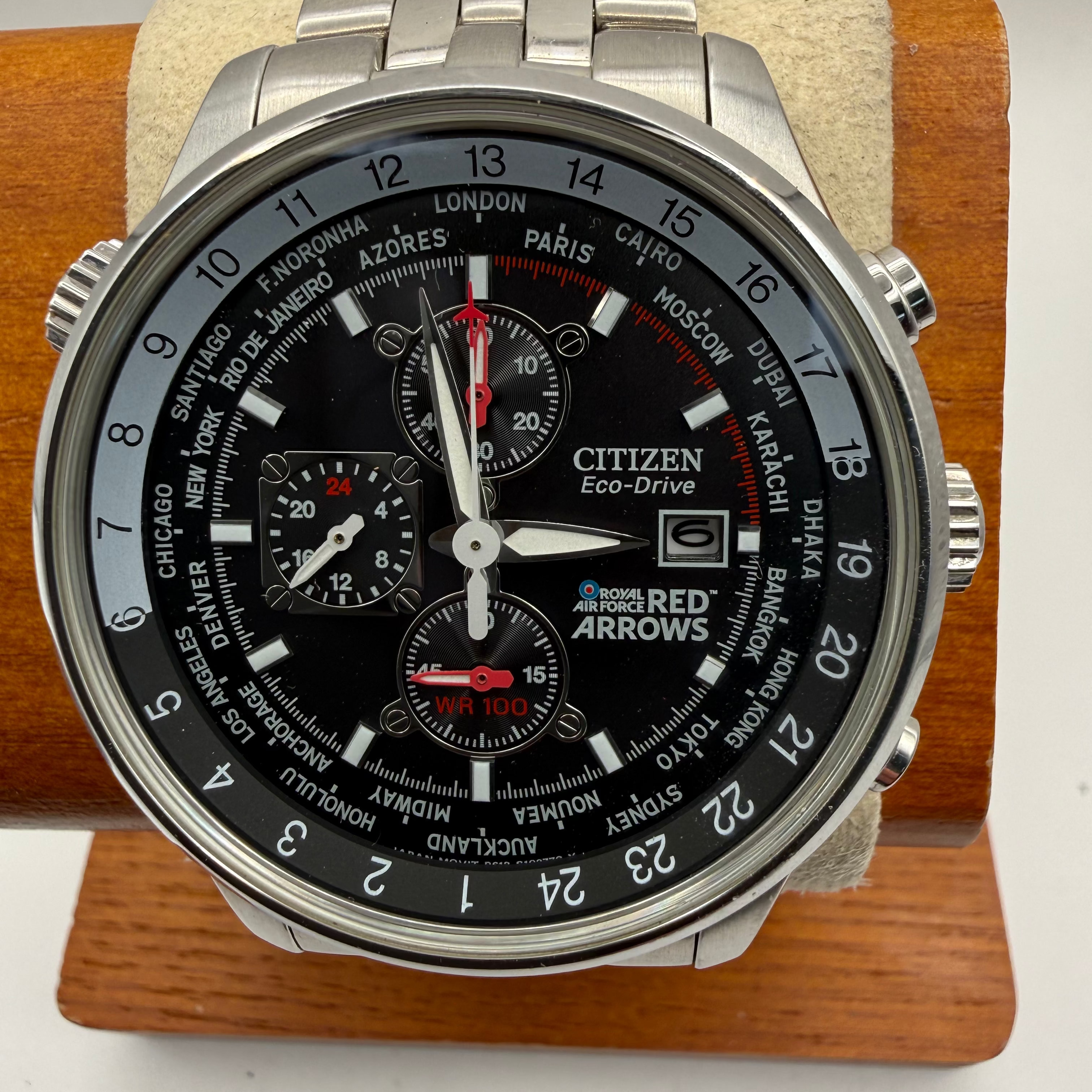 Citizen Eco-Drive Royal Air Force Red Arrows World Time Chronograph WR100 Full Set- £300.00