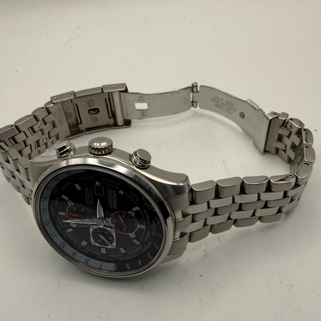 Citizen Eco-Drive Royal Air Force Red Arrows World Time Chronograph WR100 Full Set- £300.00