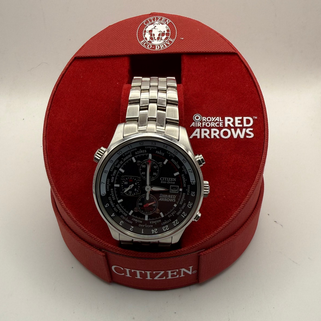 Citizen Eco-Drive Royal Air Force Red Arrows World Time Chronograph WR100 Full Set- £300.00