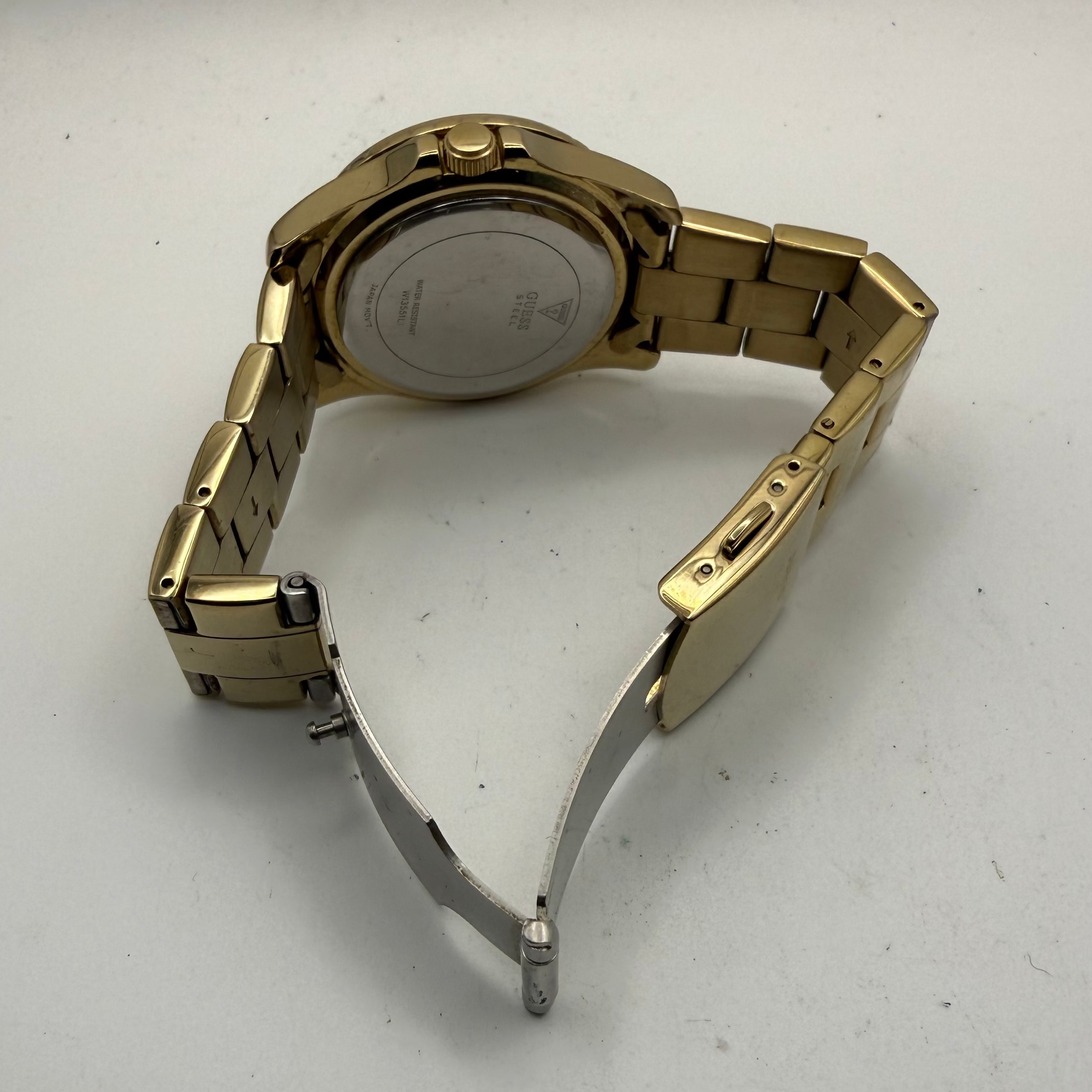 Guess Ladies Gold Tone Crystal Bezel Watch (Fully Tested and Working)- £50.00
