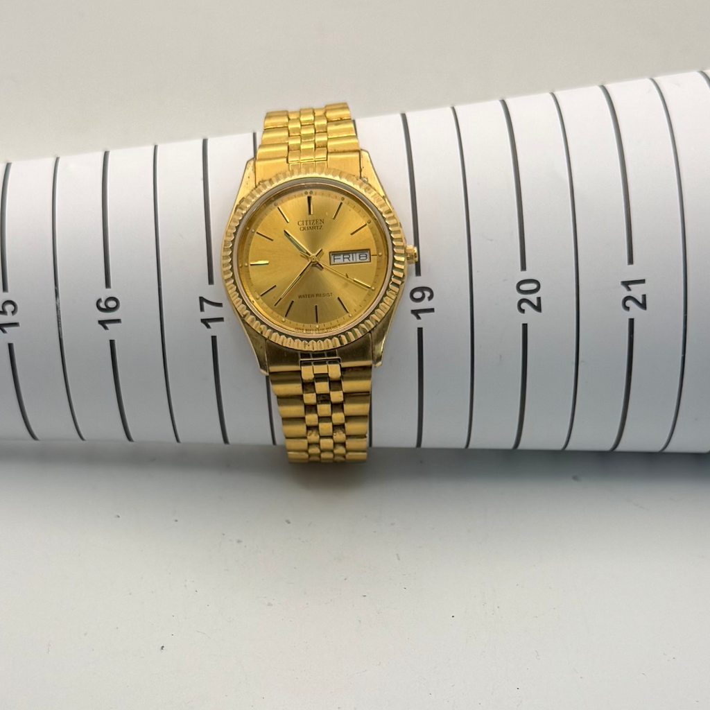 Citizen Quartz Day-Date Gold Tone Watch (Fully Tested and Working)- £75.00