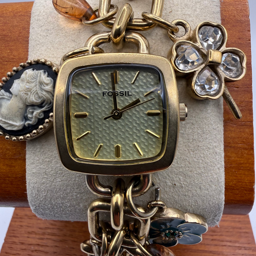 Fossil Ladies Charm Bracelet Watch (Fully Tested and Working)- £40.00