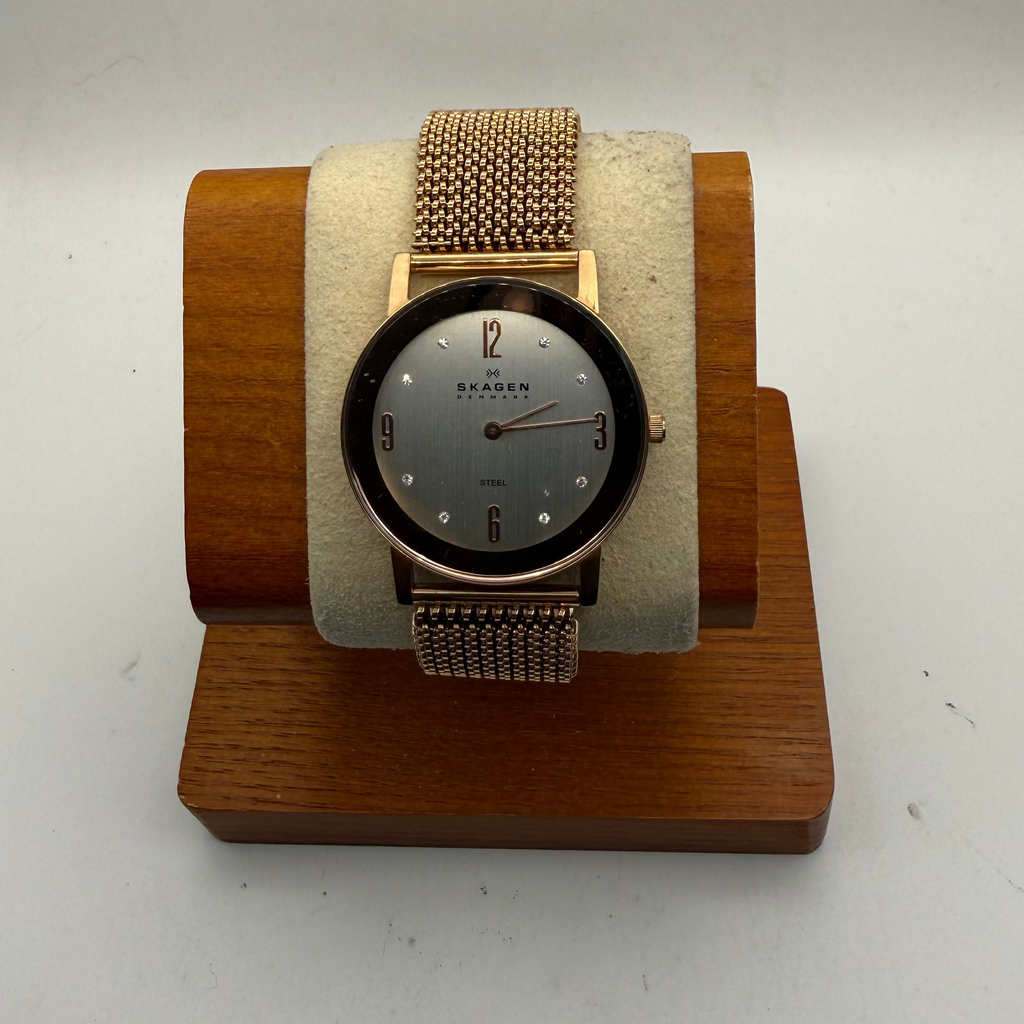 Skagen Denmark Ladies Rose Gold Mesh Watch (Fully Tested and Working)- £40.00
