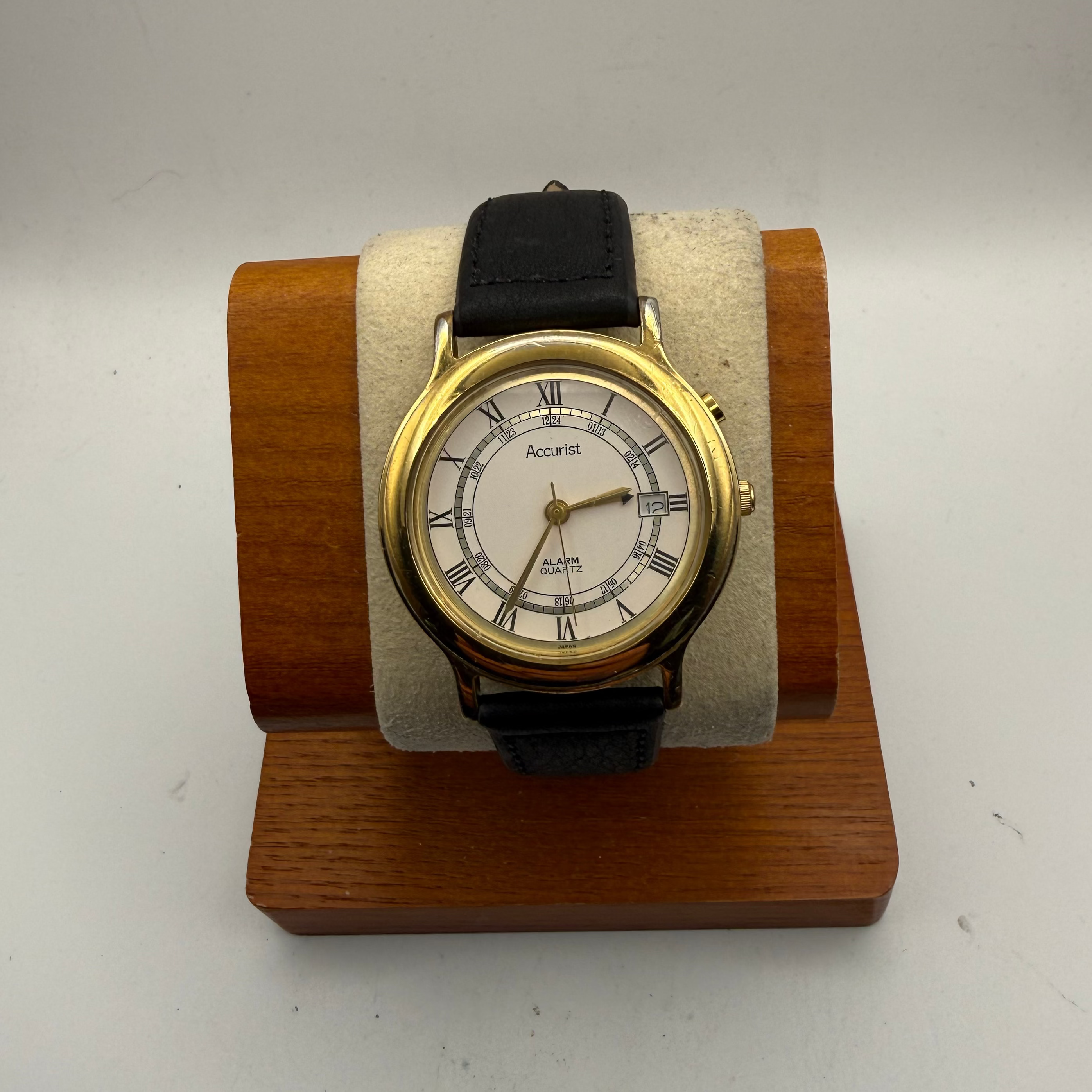 Accurist Alarm Quartz Vintage Dress Watch (Fully Tested and Working)- £50.00
