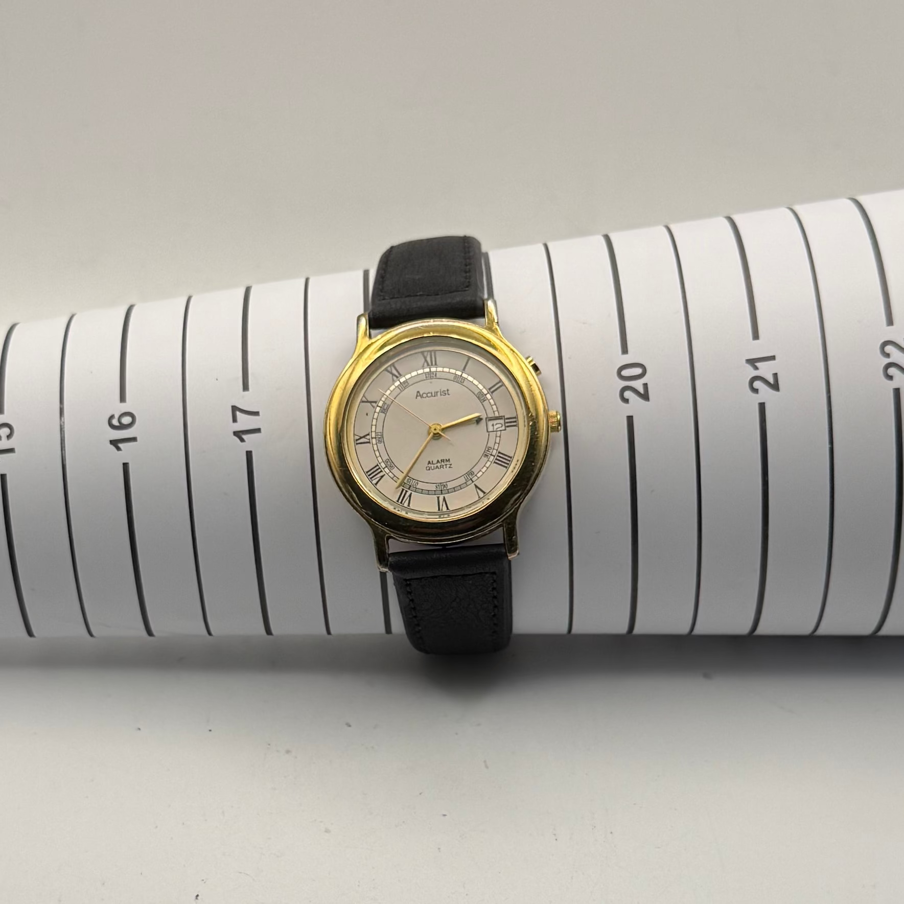 Accurist Alarm Quartz Vintage Dress Watch (Fully Tested and Working)- £50.00