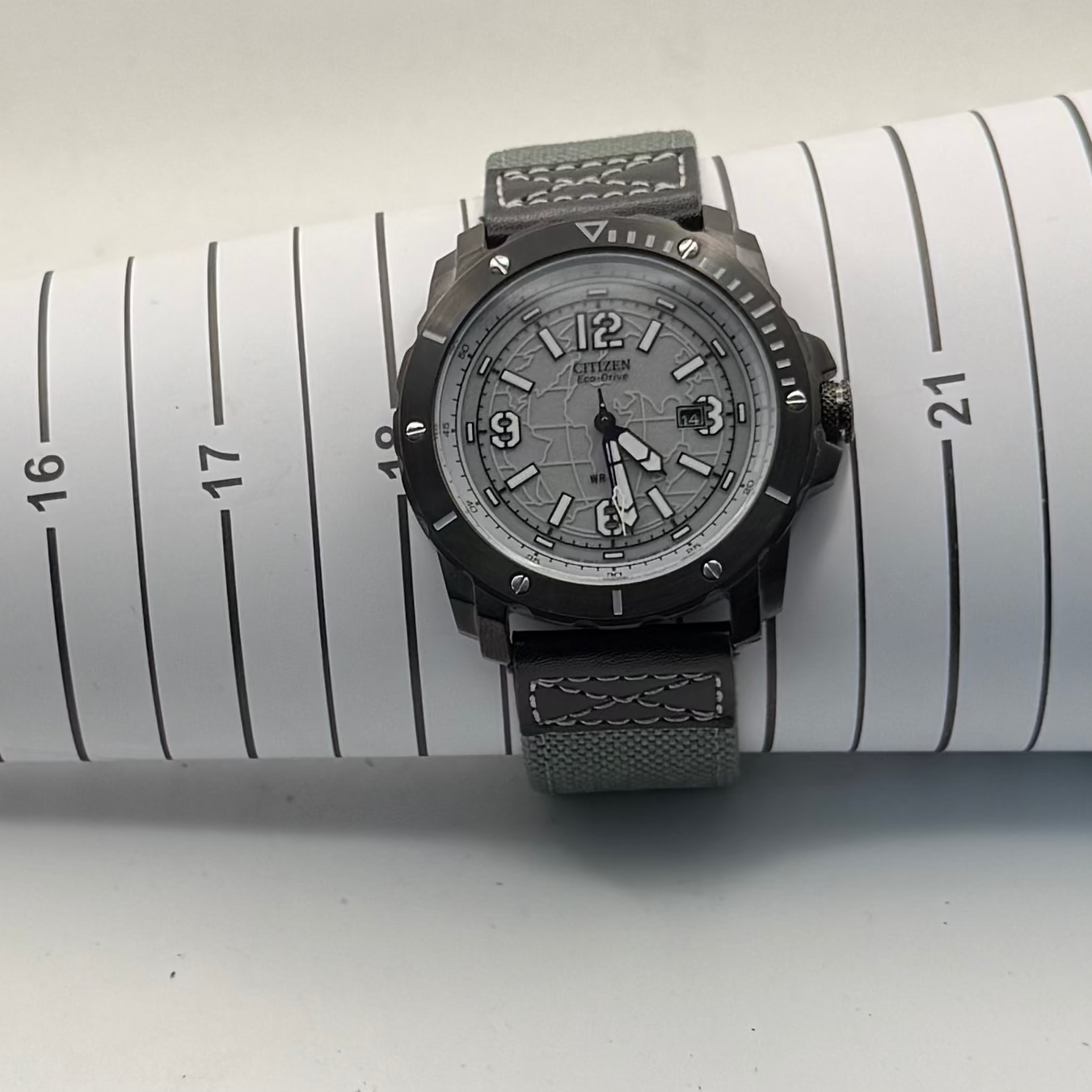 Citizen Eco-Drive GN-4W-S “World Map” Oversize – Full Set – 50mm- £180.00