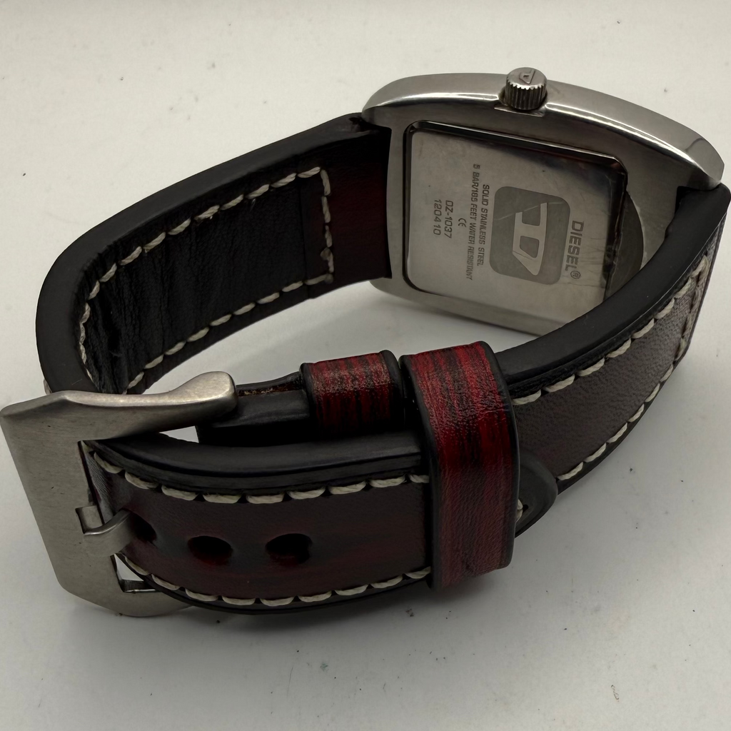 Diesel DZ-1037 Oversize Retro Tank Watch (Fully Tested and Working)- £60.00