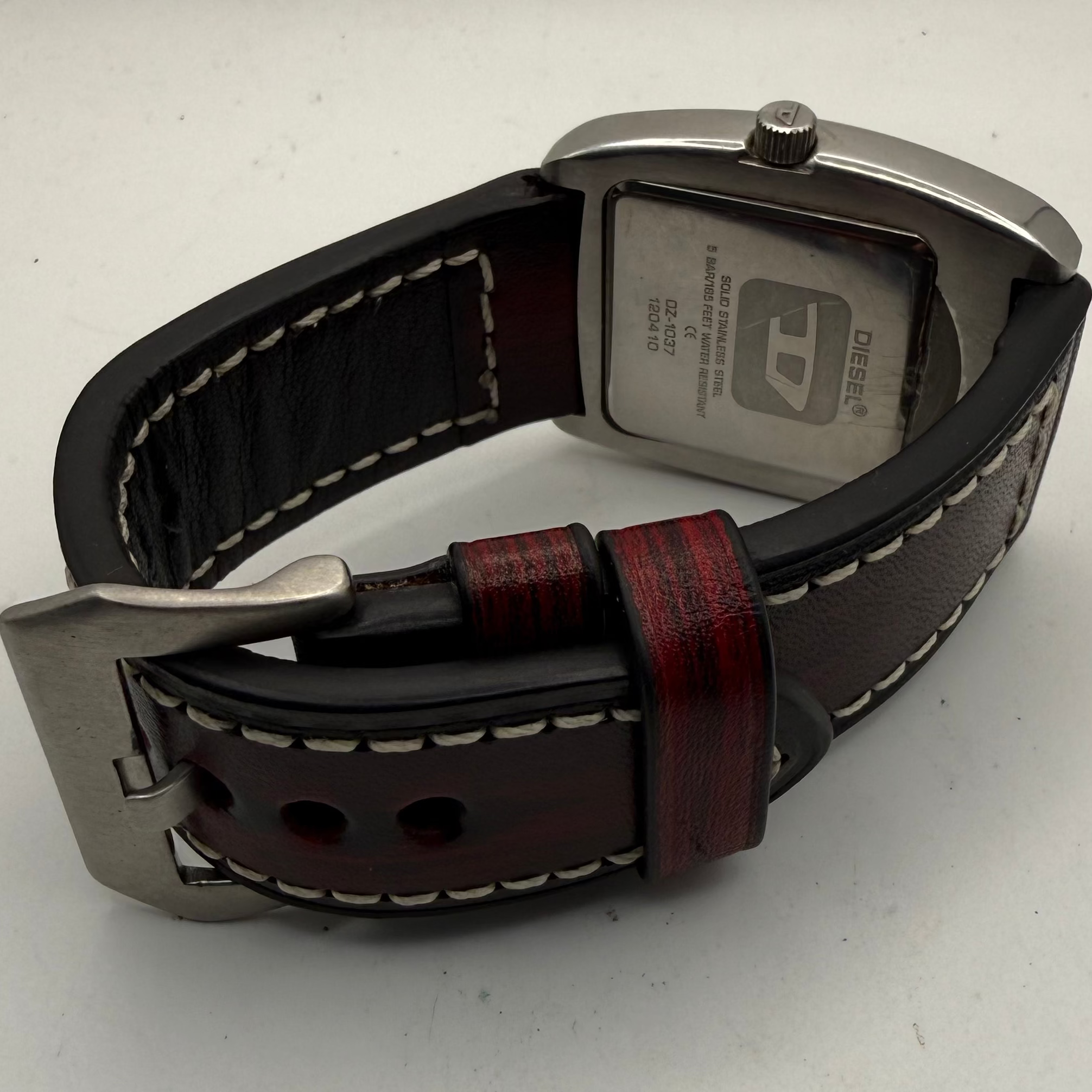 Diesel DZ-1037 Oversize Retro Tank Watch (Fully Tested and Working)- £60.00