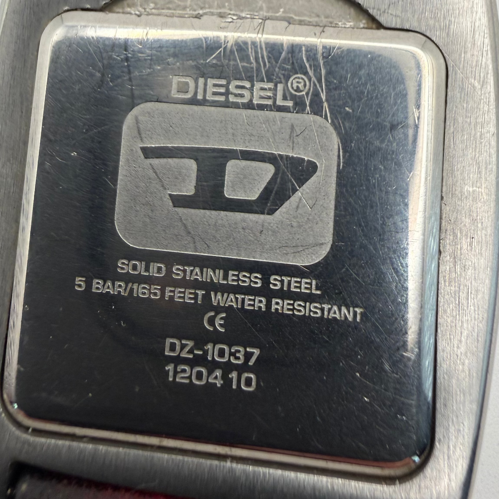 Diesel DZ-1037 Oversize Retro Tank Watch (Fully Tested and Working)- £60.00