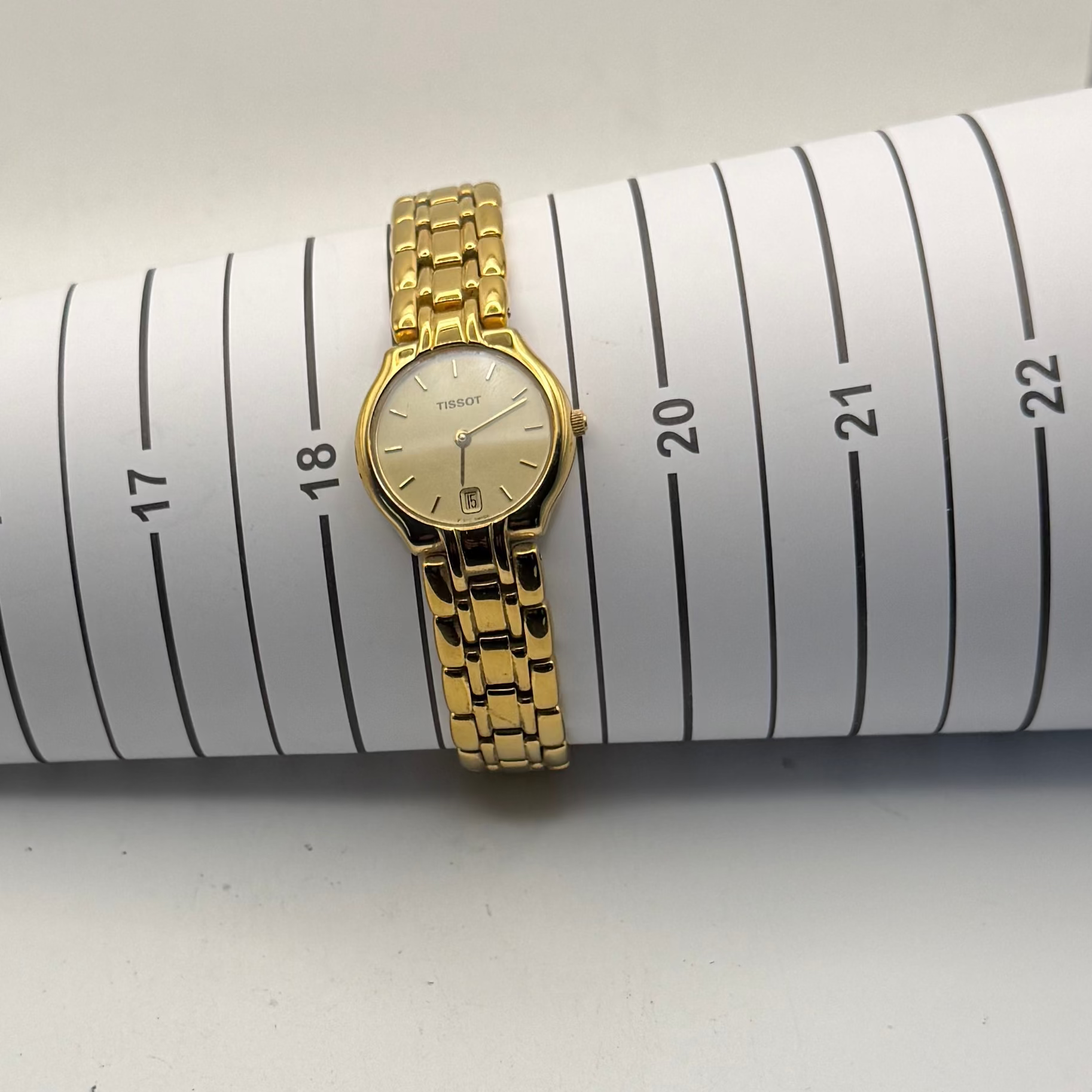 Tissot F218 Swiss Ladies Gold Tone Dress Watch – Elegant Classic Styling- £170.00