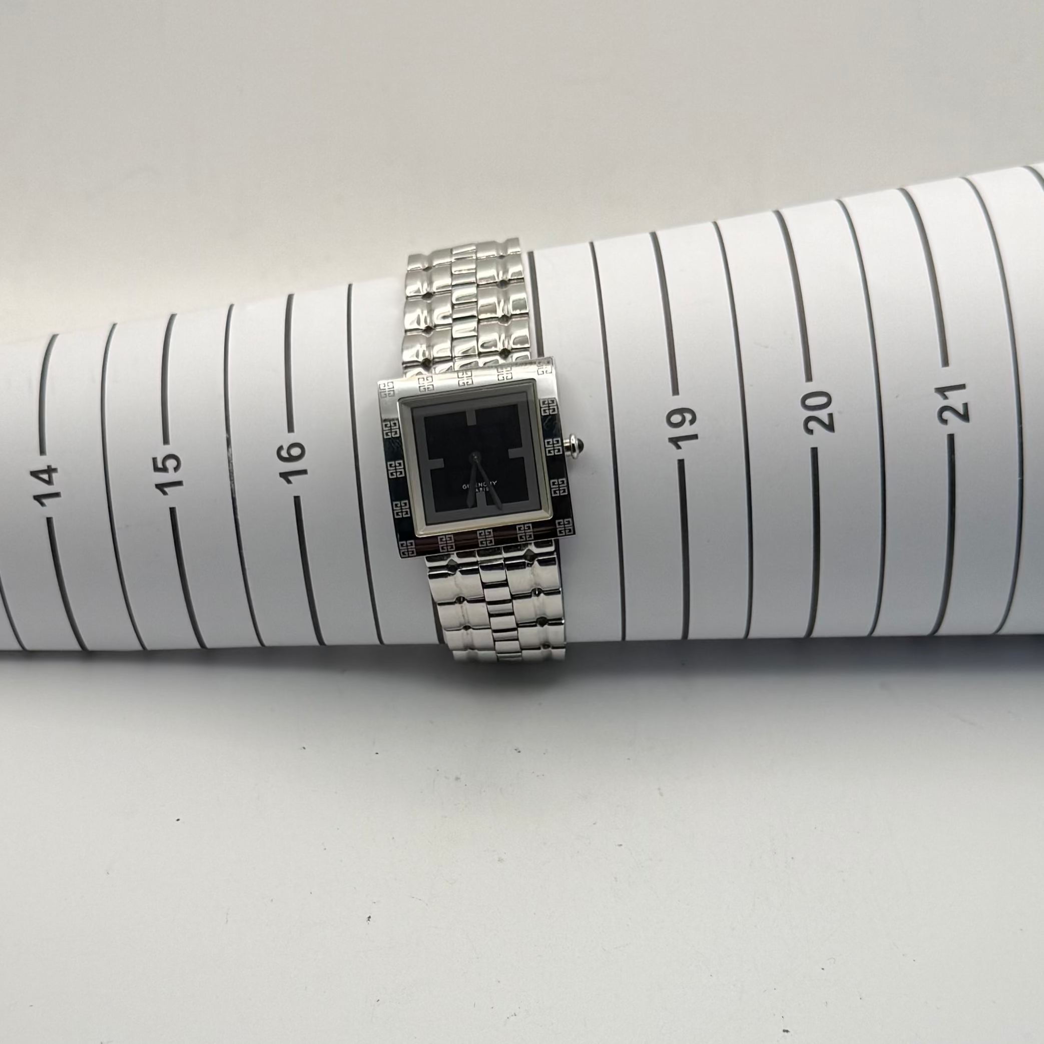 Givenchy Paris APSARAS Swiss Full Set Ladies Designer Watch – Exceptional Luxury Statement Piece- £240.00