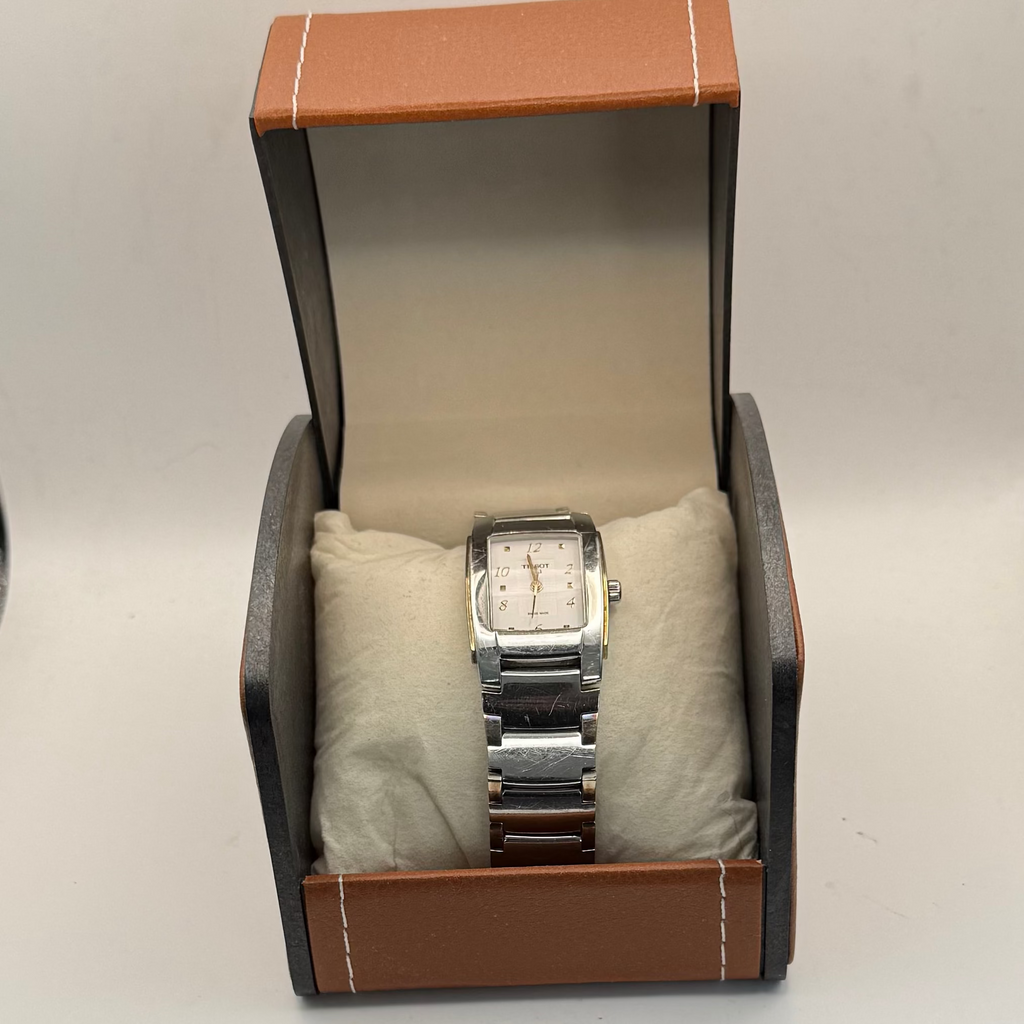 Tissot Ladies Dress Watch T10.1.585.53 Swiss Made – Stunning Pre-Loved Example- £140.00