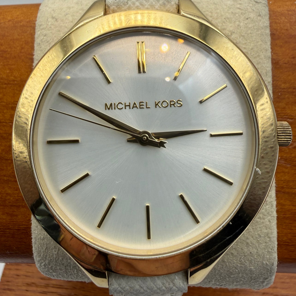 Michael Kors MK-2273 Gold Tone Ladies Watch 38mm White Leather Strap (Fully Tested and Working)- £65.00