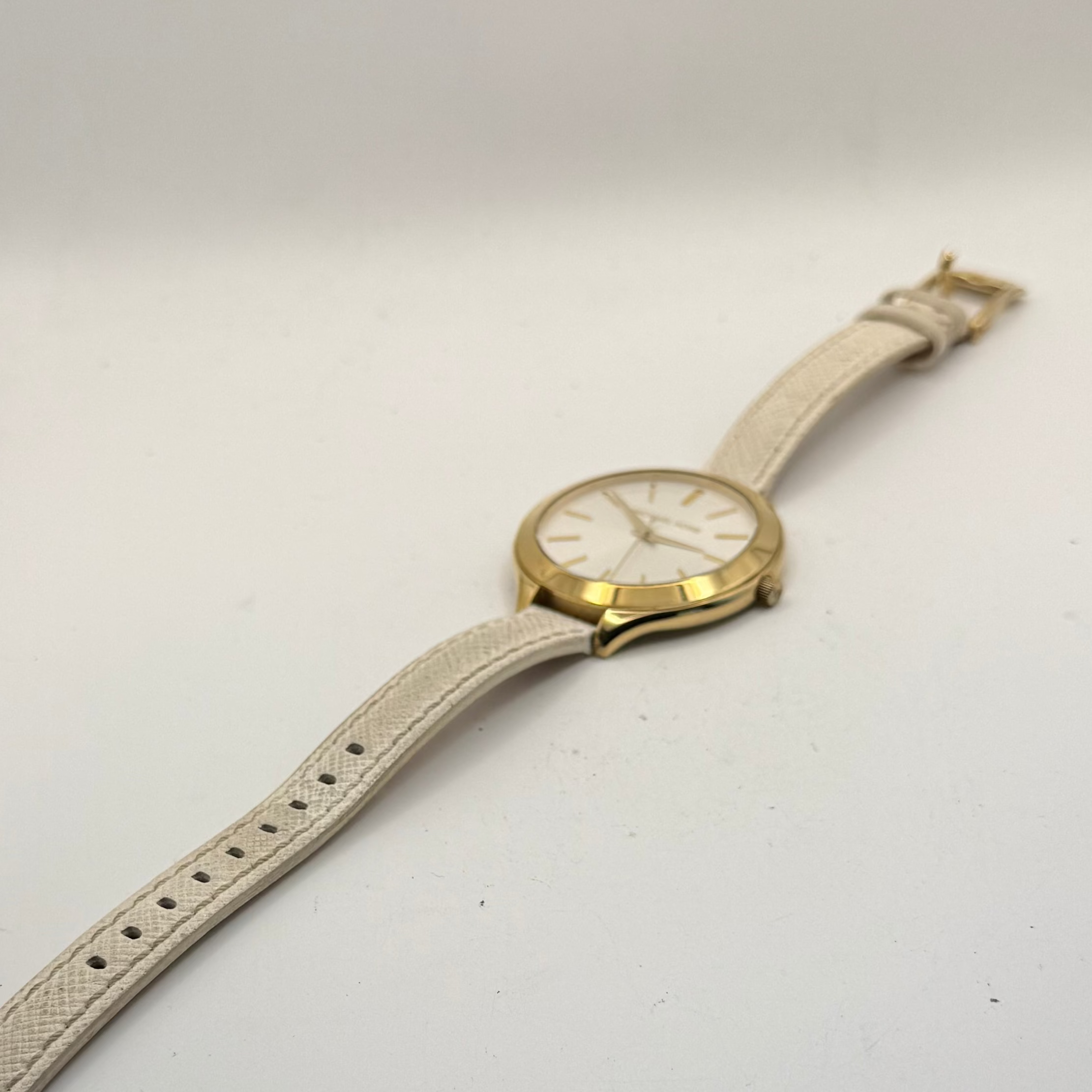 Michael Kors MK-2273 Gold Tone Ladies Watch 38mm White Leather Strap (Fully Tested and Working)- £65.00