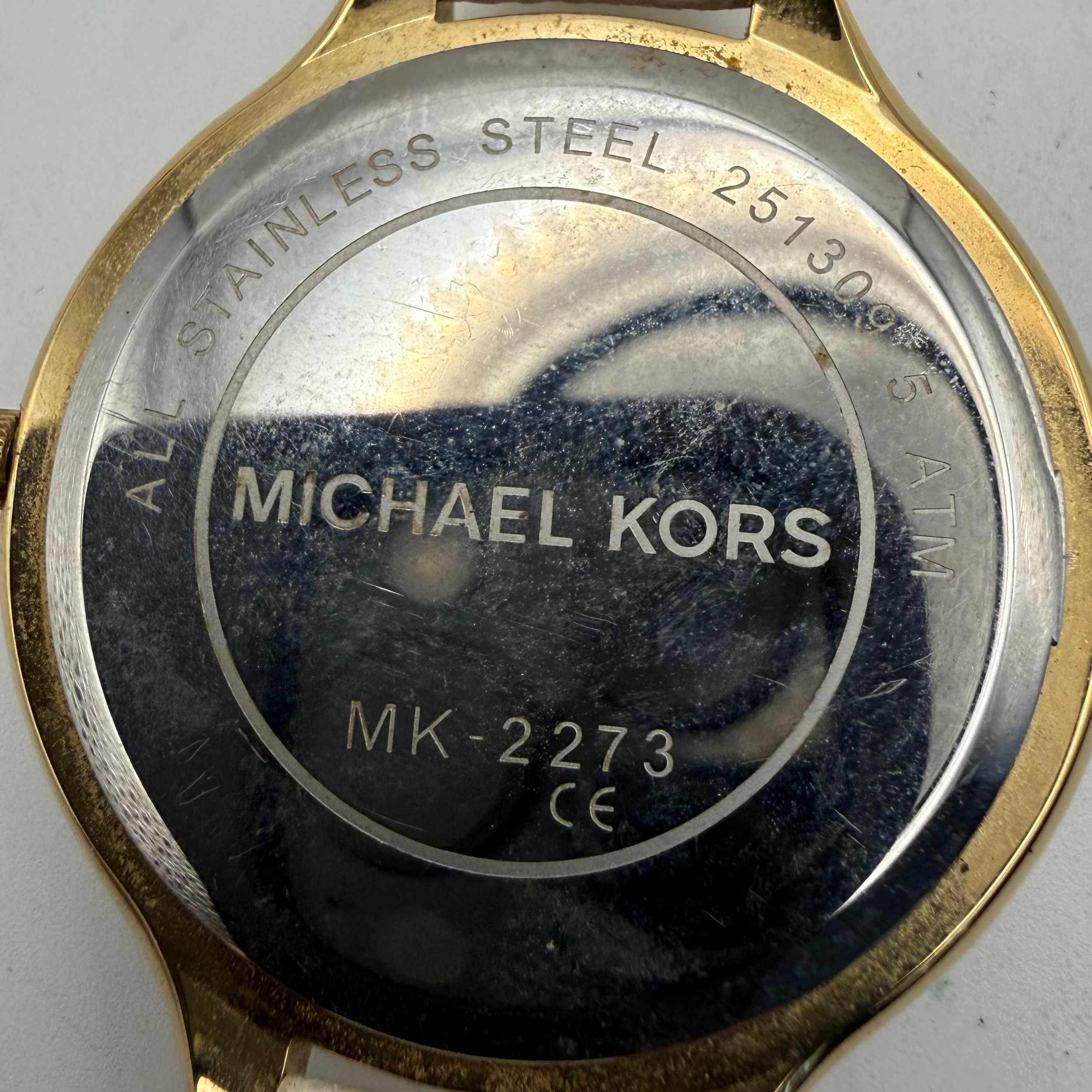 Michael Kors MK-2273 Gold Tone Ladies Watch 38mm White Leather Strap (Fully Tested and Working)- £65.00