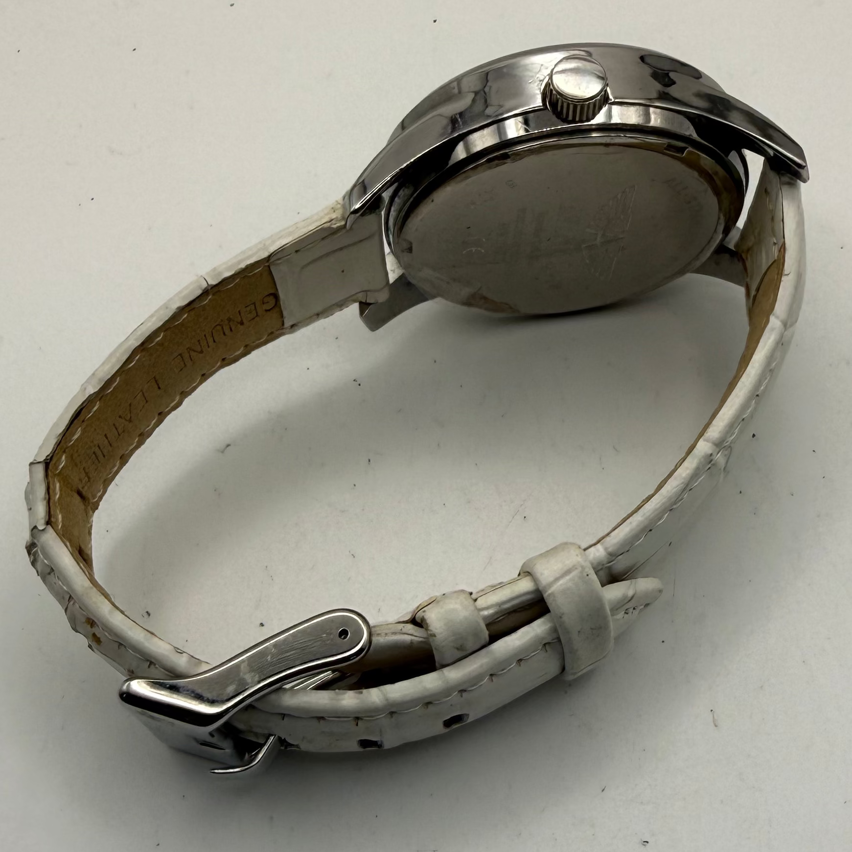 Aviator Traveller Collection AVW1719L57 Ladies Watch 41mm White Strap Date Display (Fully Tested and Working)- £40.00