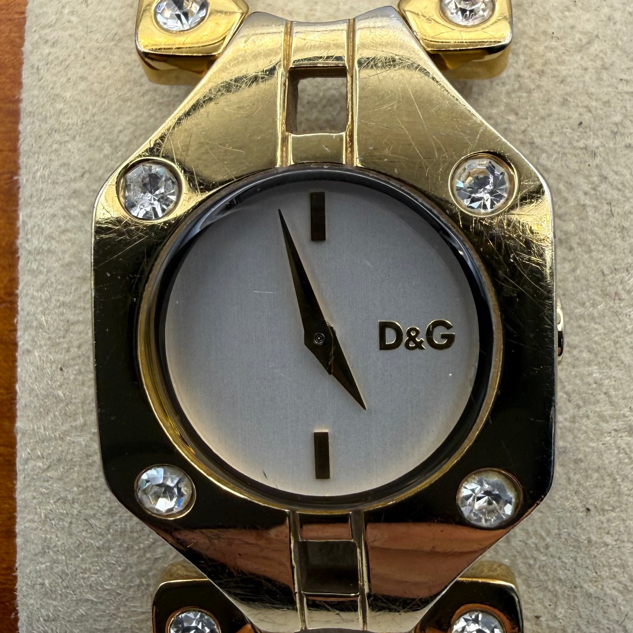 Dolce & Gabbana D&G Ladies Crystal Bracelet Watch Gold Tone 25mm (Fully Tested and Working- £50.00
