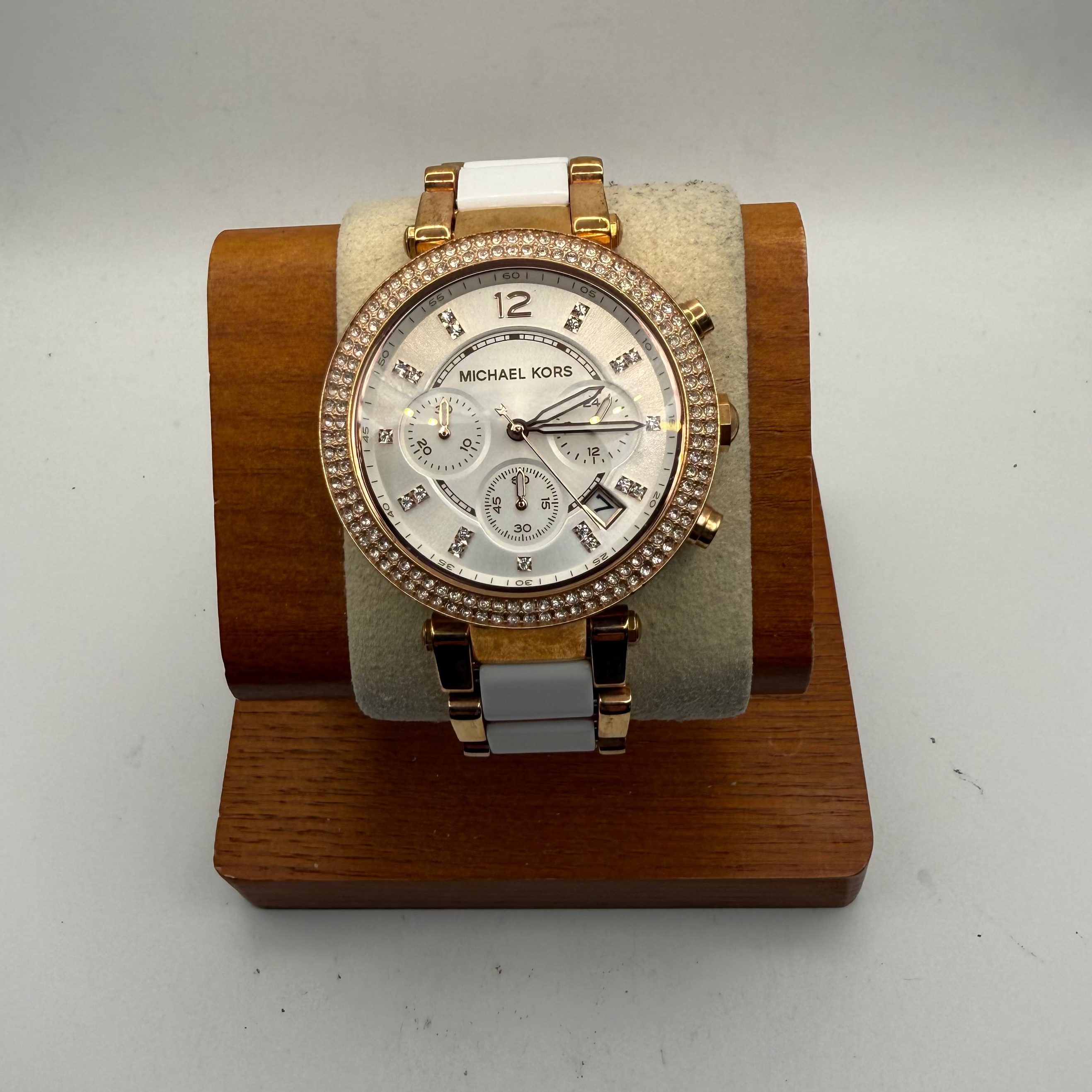 Michael Kors Rose Gold & White Chronograph Watch MK-5774- £35.00